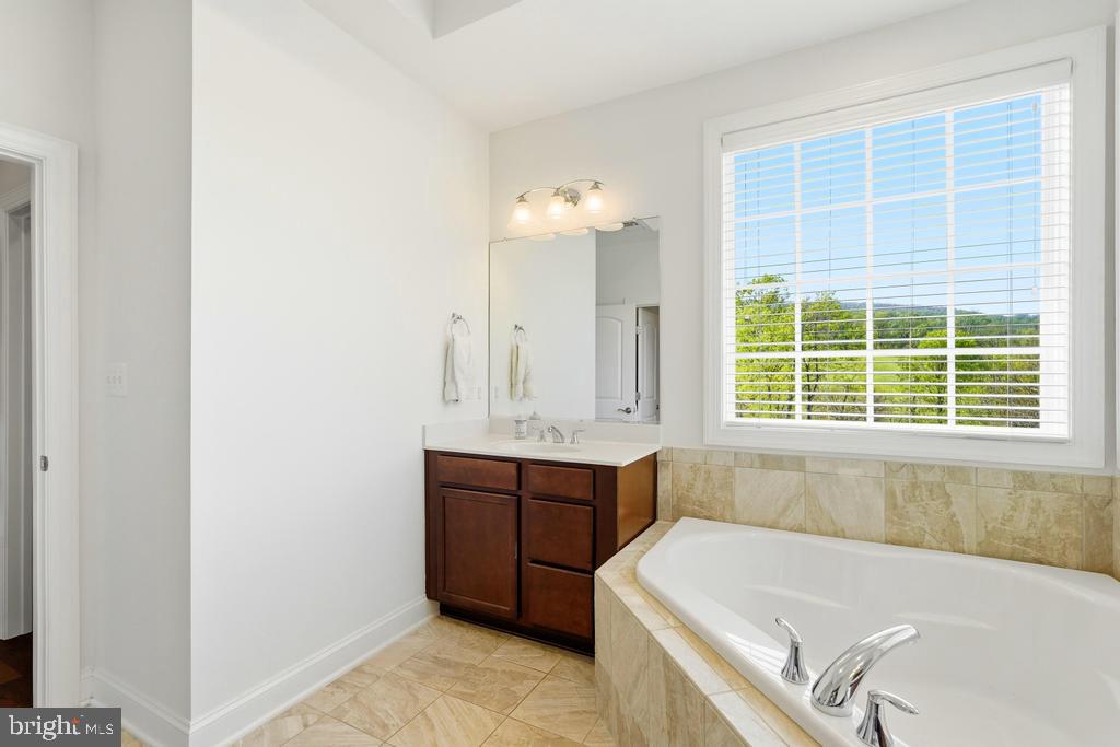 HIGHLANDS - Residential