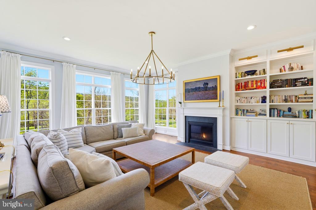 HIGHLANDS - Residential