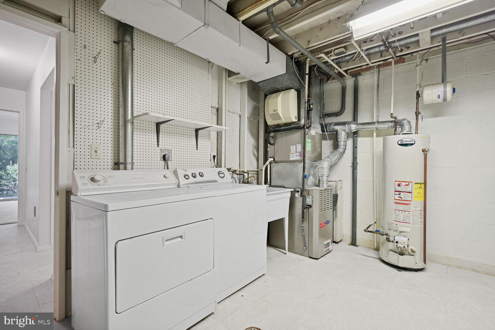 NEW MARK COMMONS - Residential