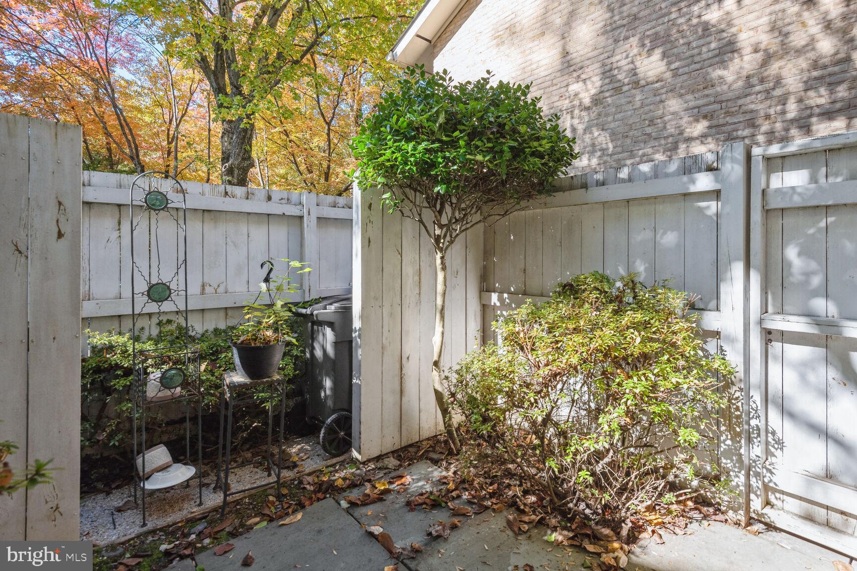 NEW MARK COMMONS - Residential