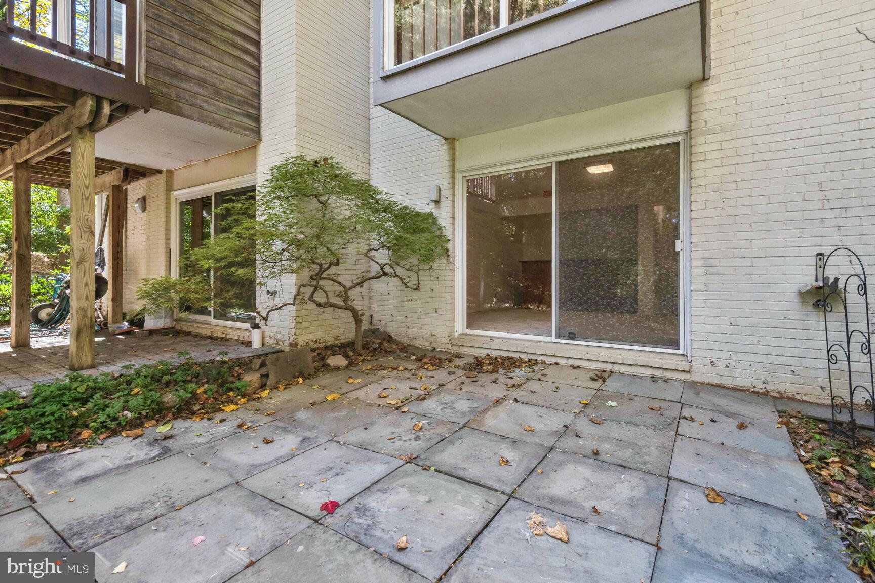 NEW MARK COMMONS - Residential