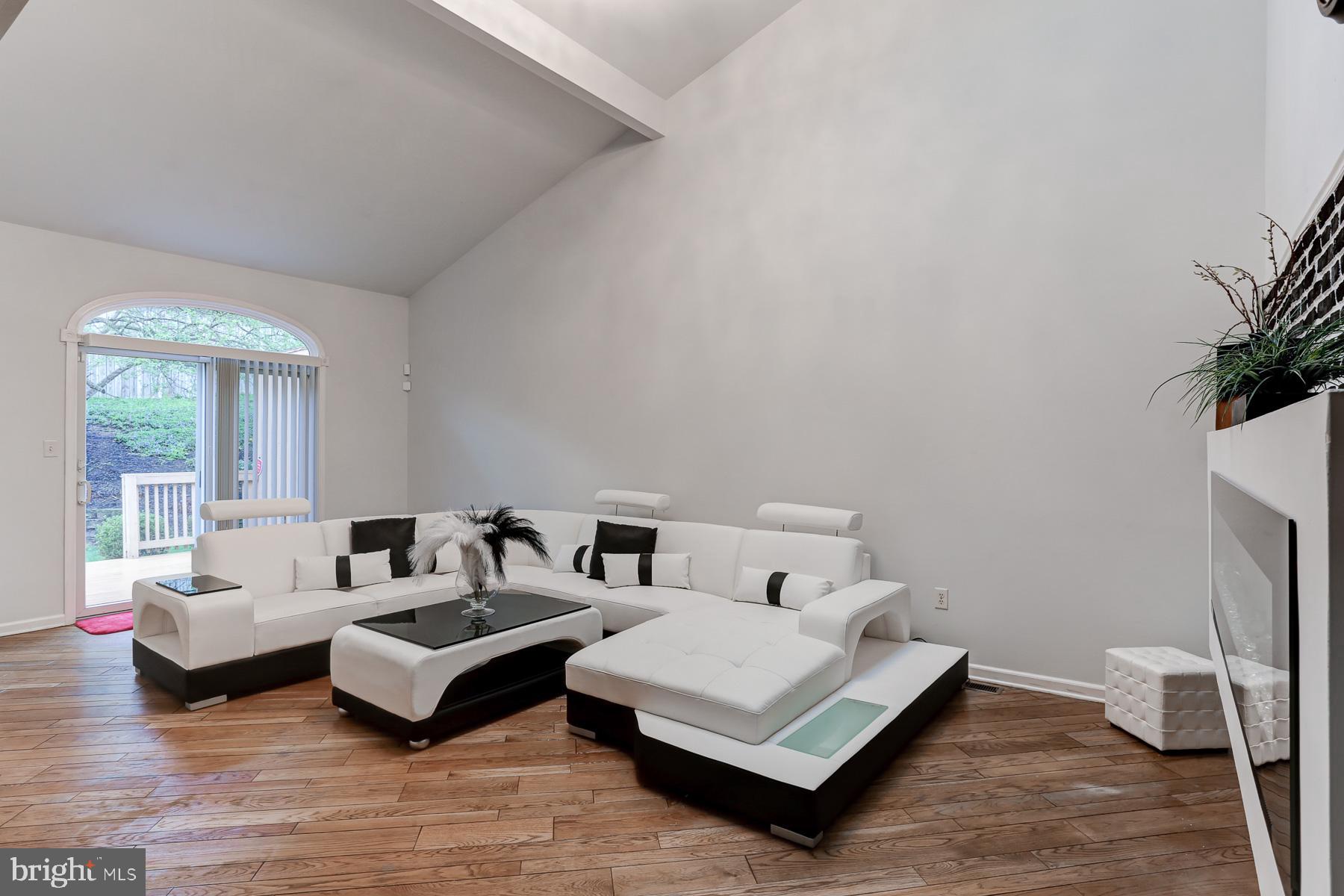 GATEWAY COURT - Residential