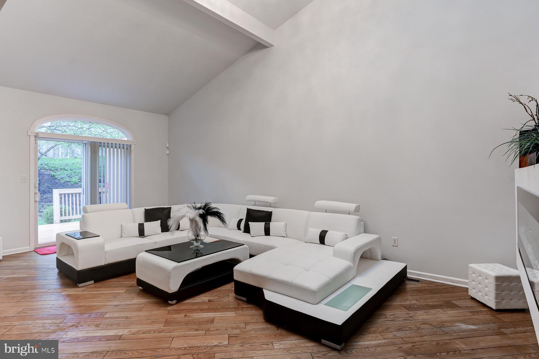 GATEWAY COURT - Residential