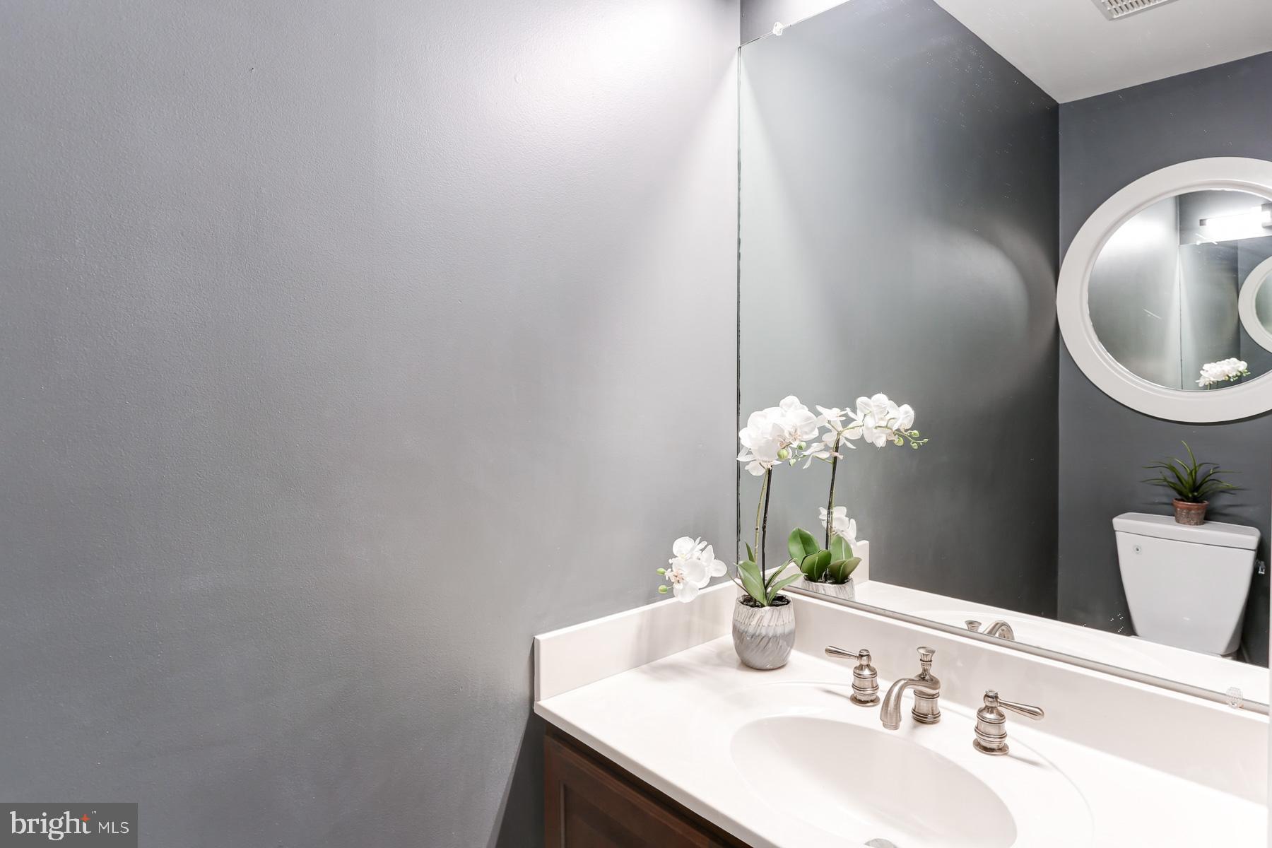 GATEWAY COURT - Residential