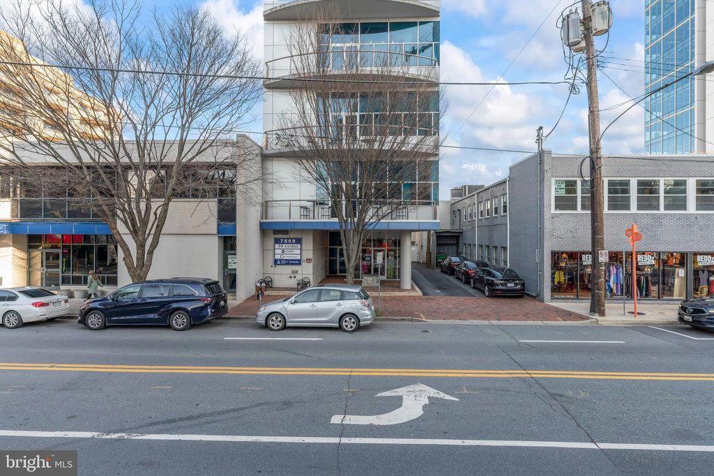 Photo of 7809 Woodmont Avenue #3A, BETHESDA, MD 20814 (MLS # MDMC2206322)