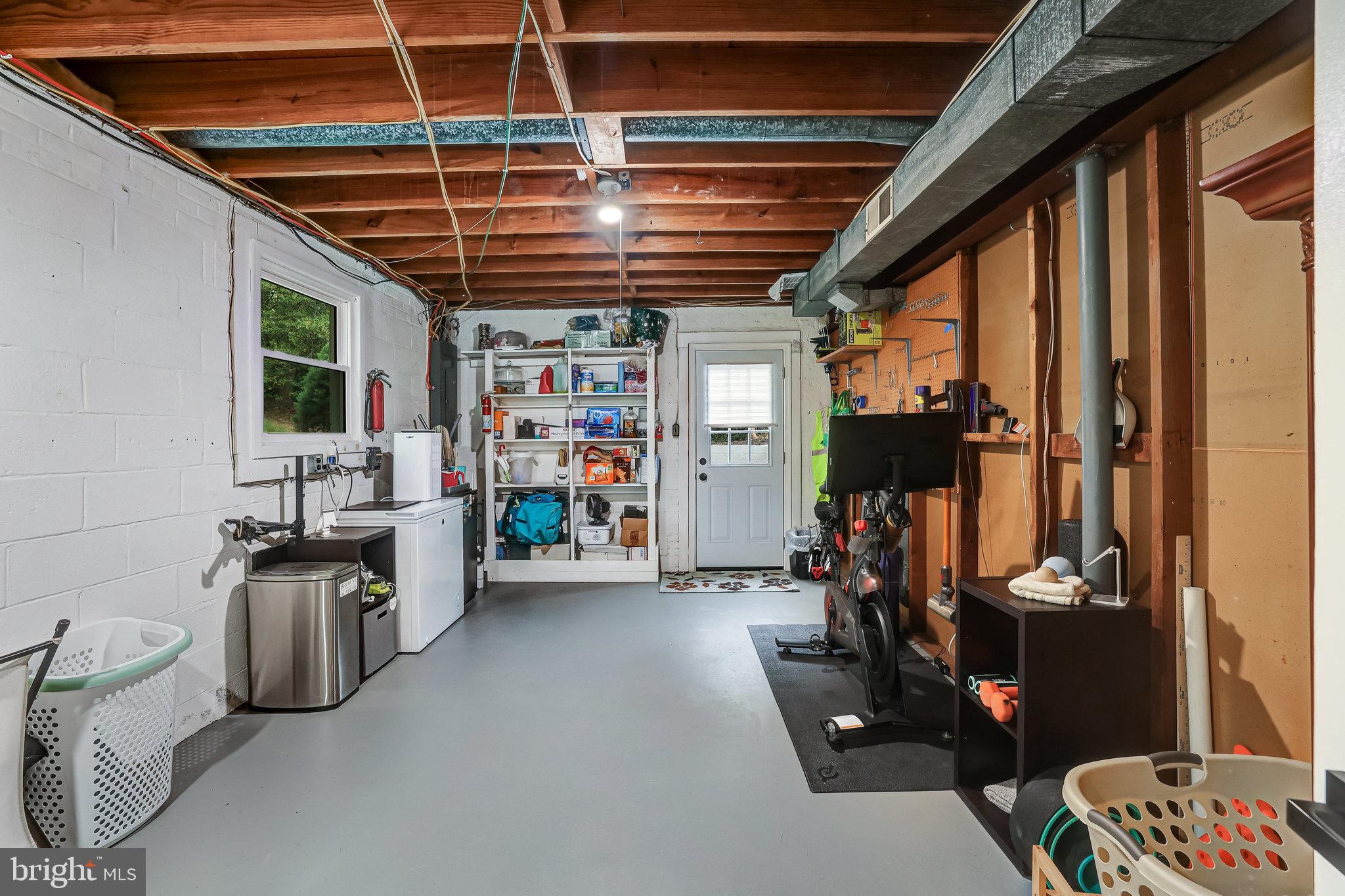 MT VERNON FOREST - Residential