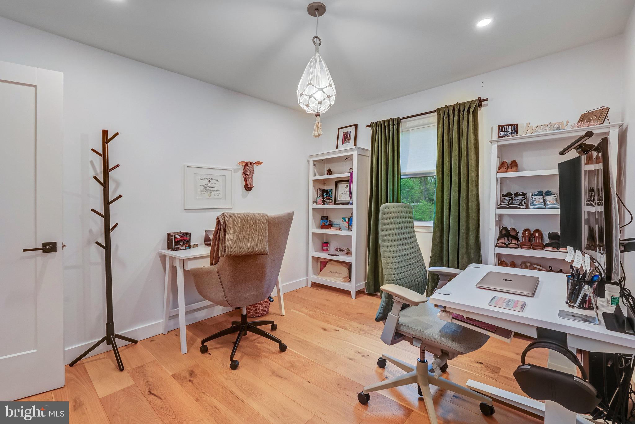 MT VERNON FOREST - Residential