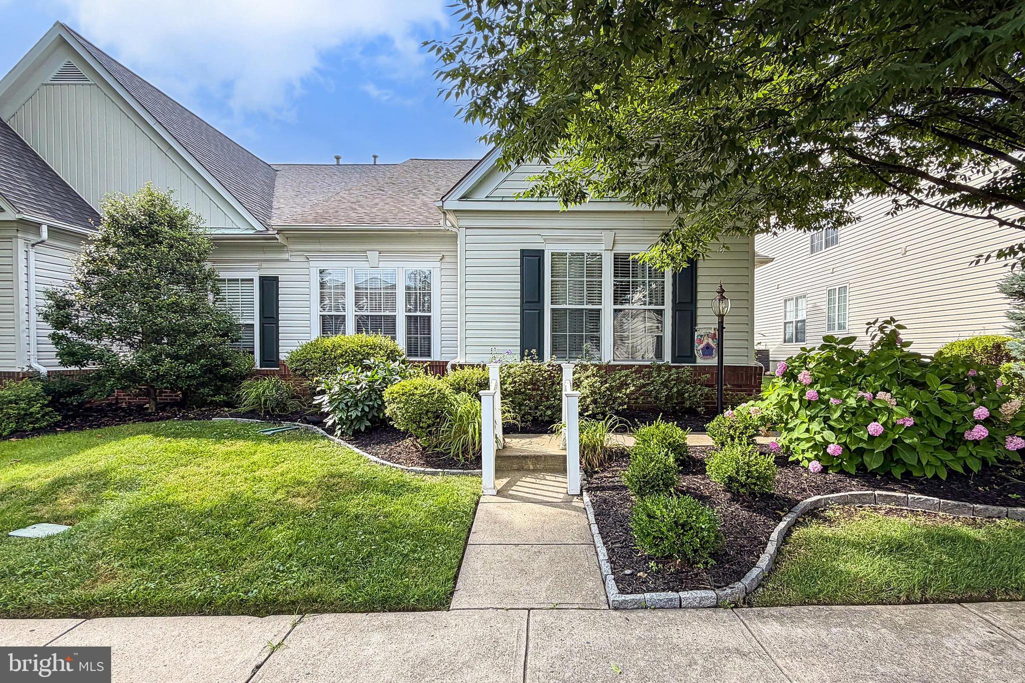12851 ARNOT LANE
