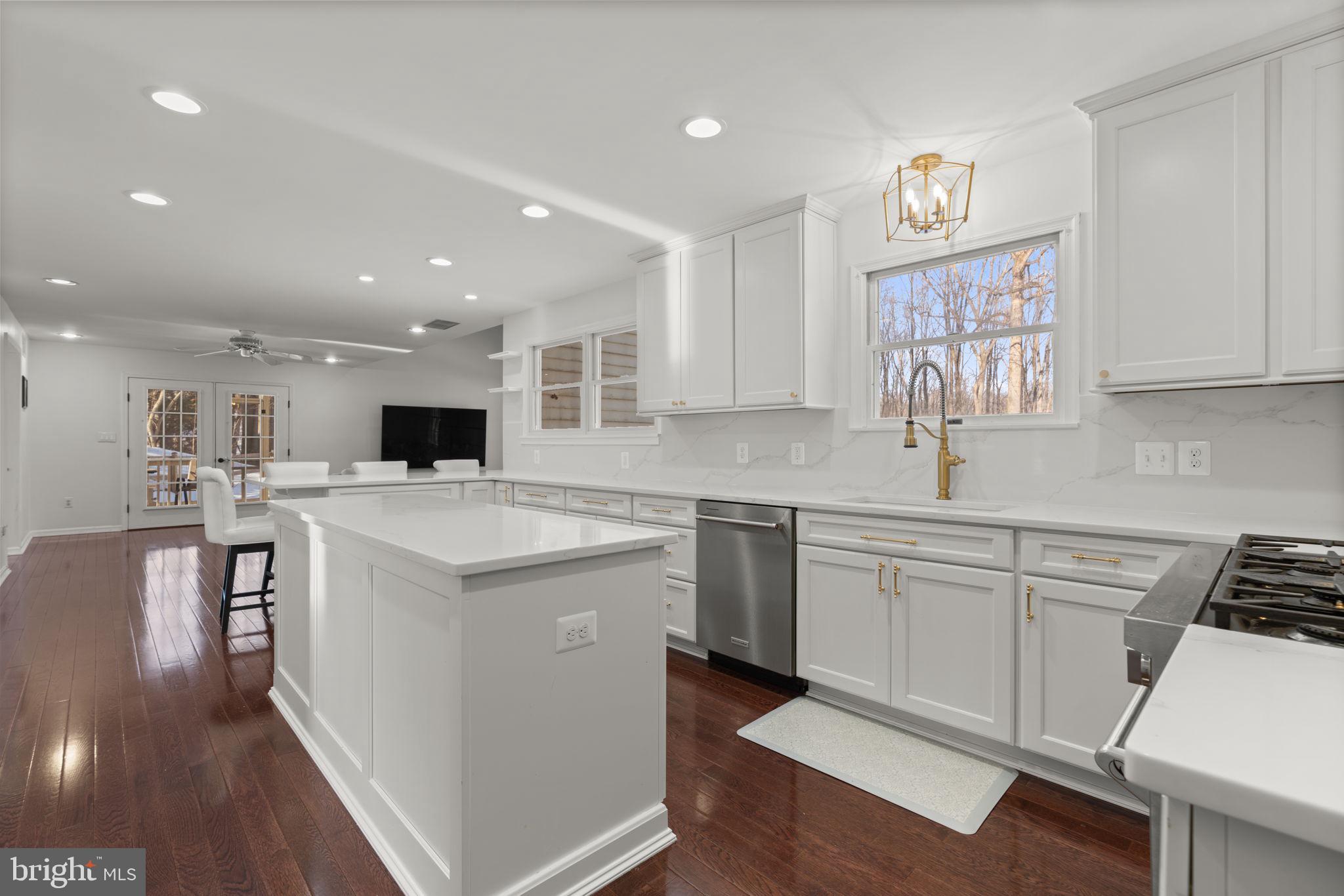 BRETTON WOODS - Residential