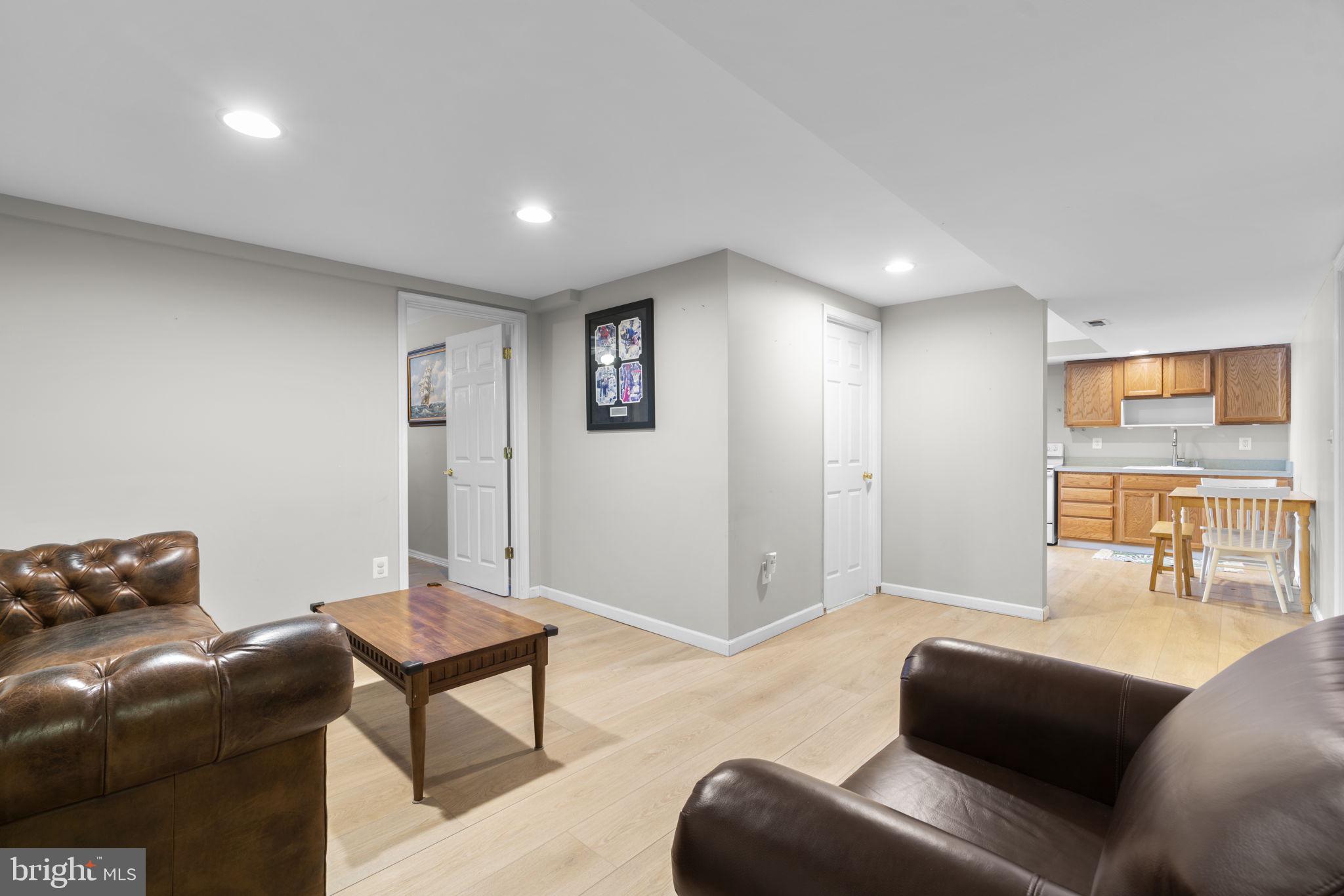 BRETTON WOODS - Residential