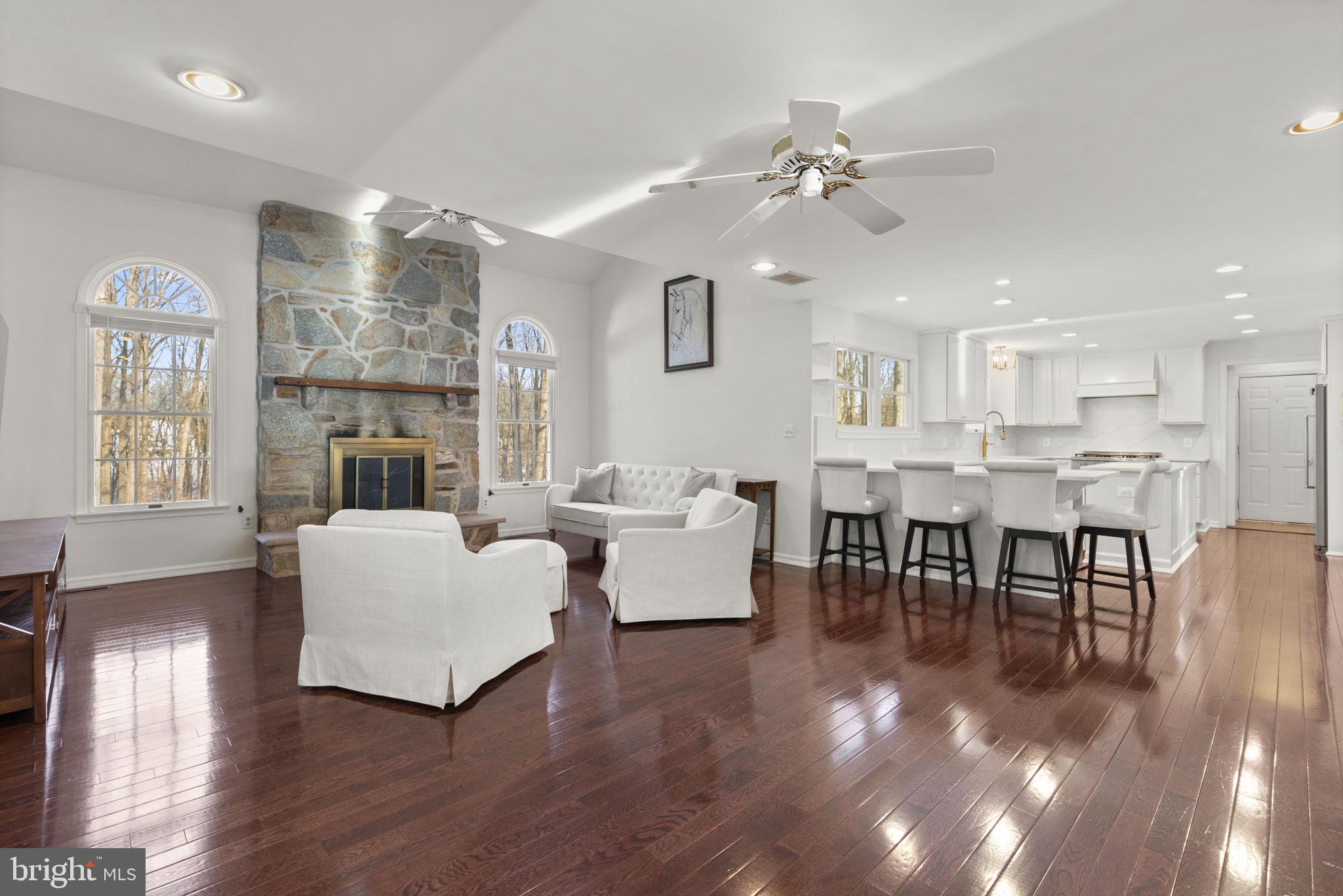 BRETTON WOODS - Residential