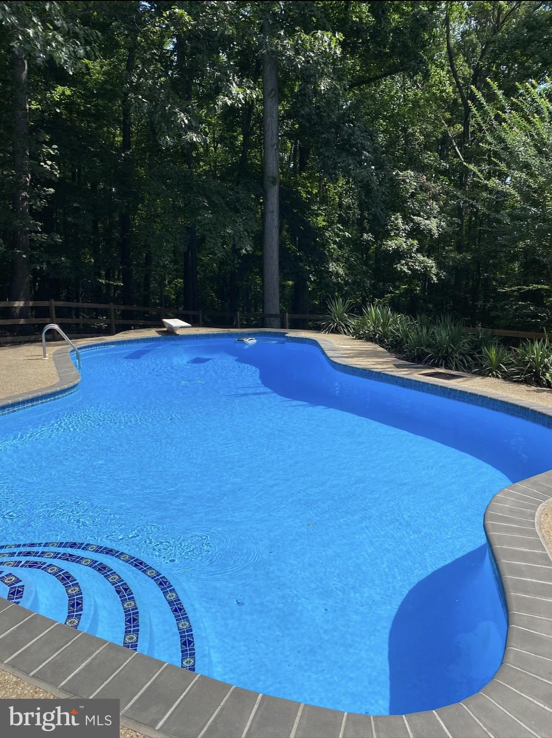 BRETTON WOODS - Residential