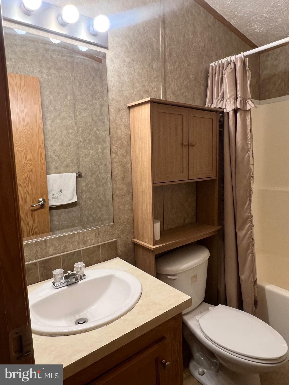 TERRYS TR PK - Residential