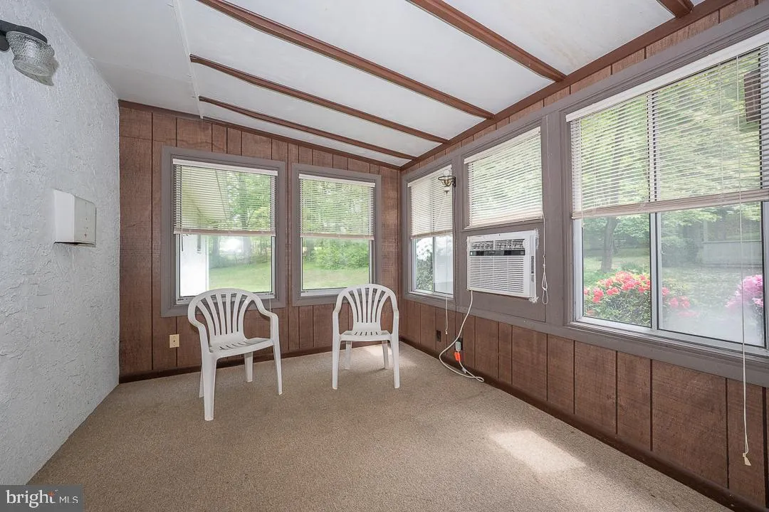 Downingtown, Pennsylvania 19335, United States, 3 Bedrooms Bedrooms, ,1 BathroomBathrooms,Residential,Pending,123245