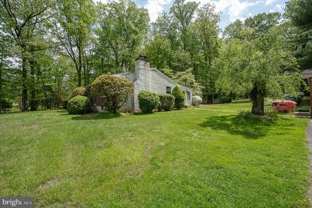 Downingtown, Pennsylvania 19335, United States, 3 Bedrooms Bedrooms, ,1 BathroomBathrooms,Residential,Pending,123245