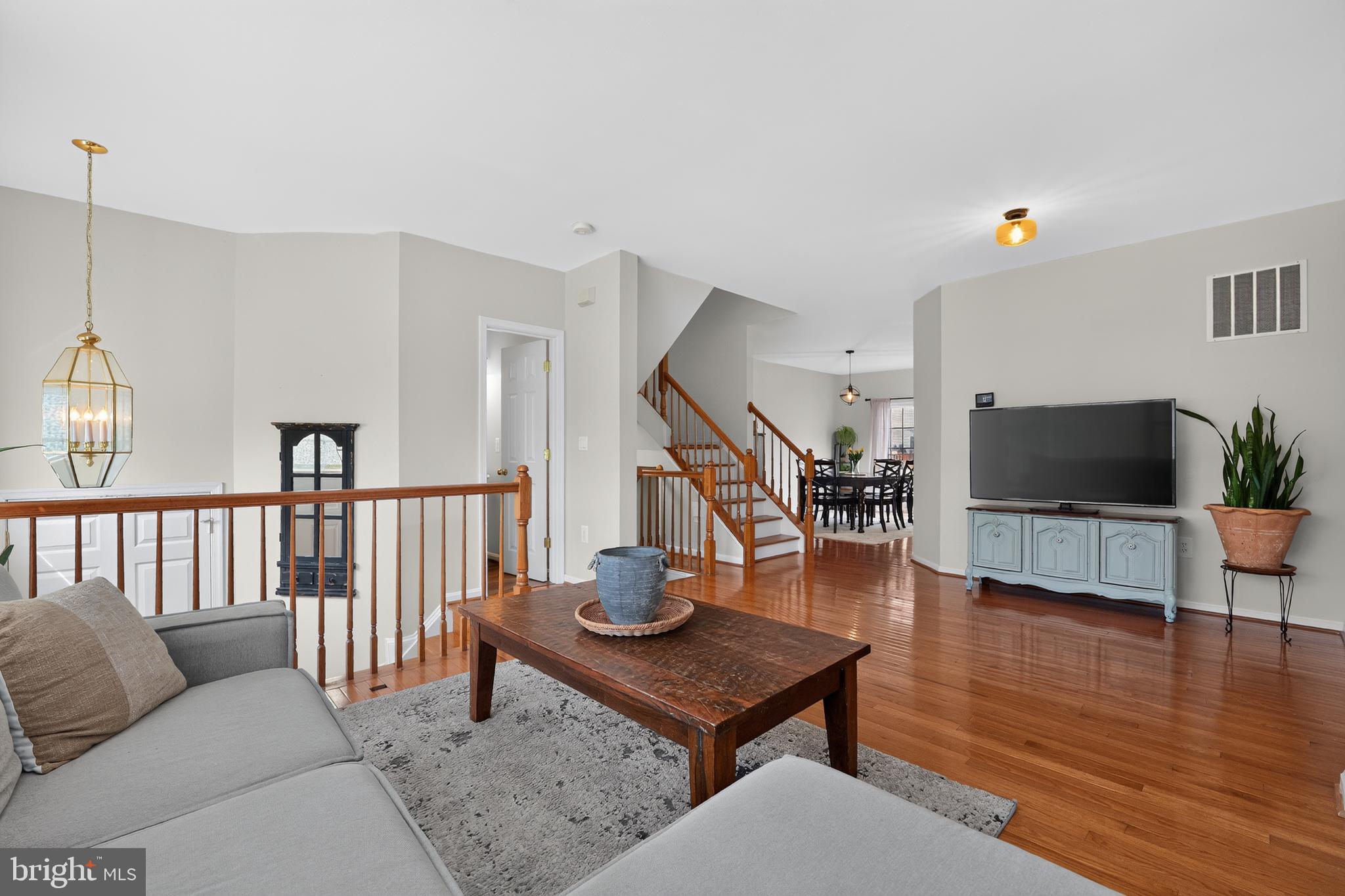 9819 CHESHIRE RIDGE CIRCLE