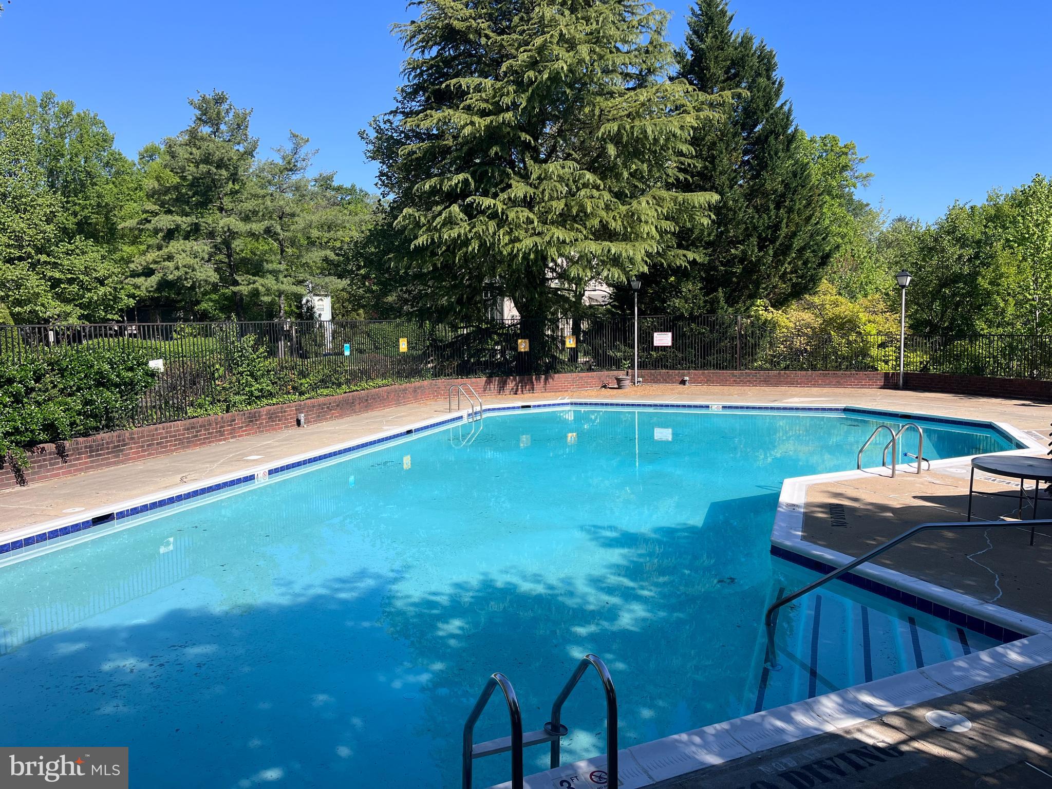 YACHT CLUB AT SEQUOIA VILLAGE - Residential