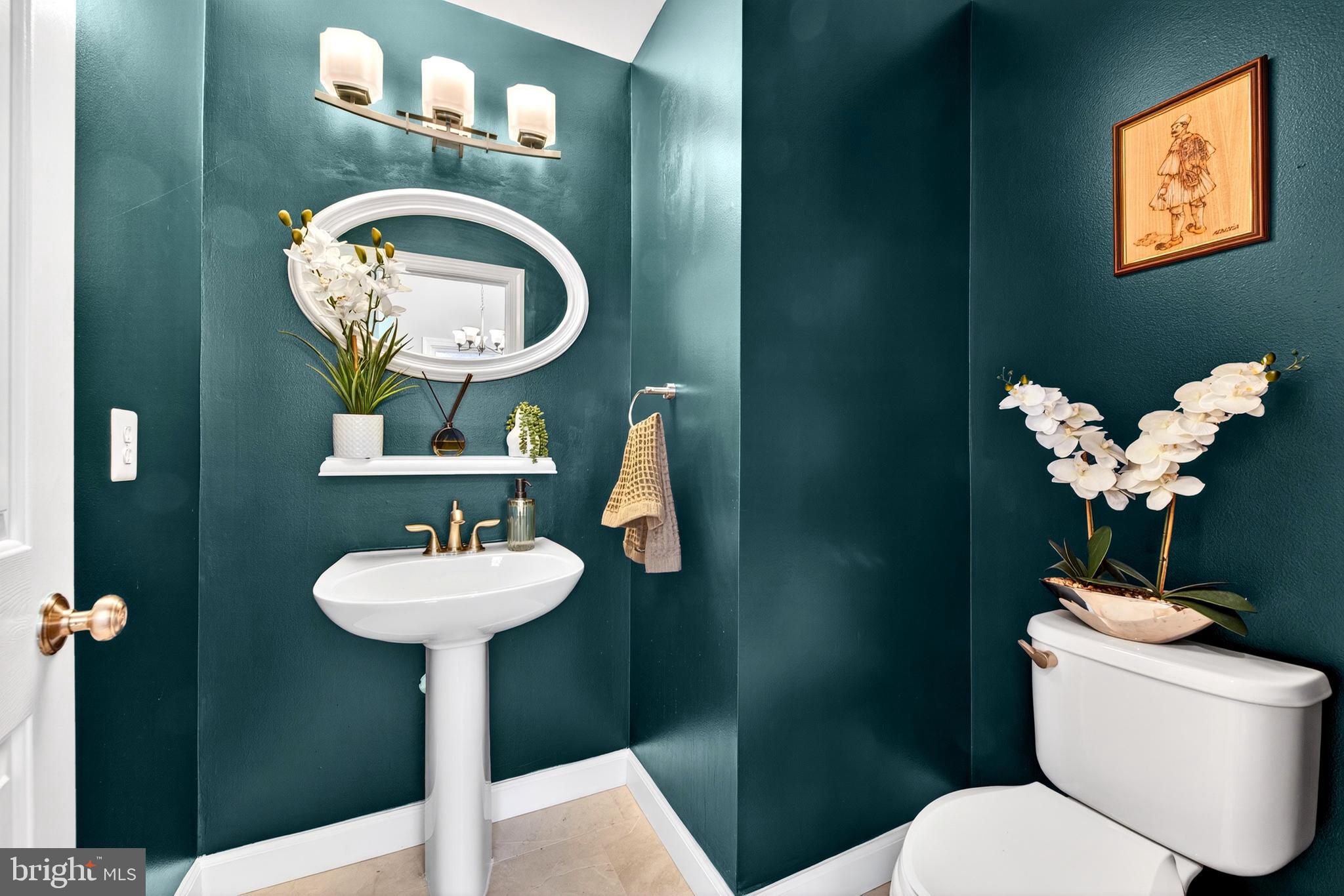 YACHT CLUB AT SEQUOIA VILLAGE - Residential