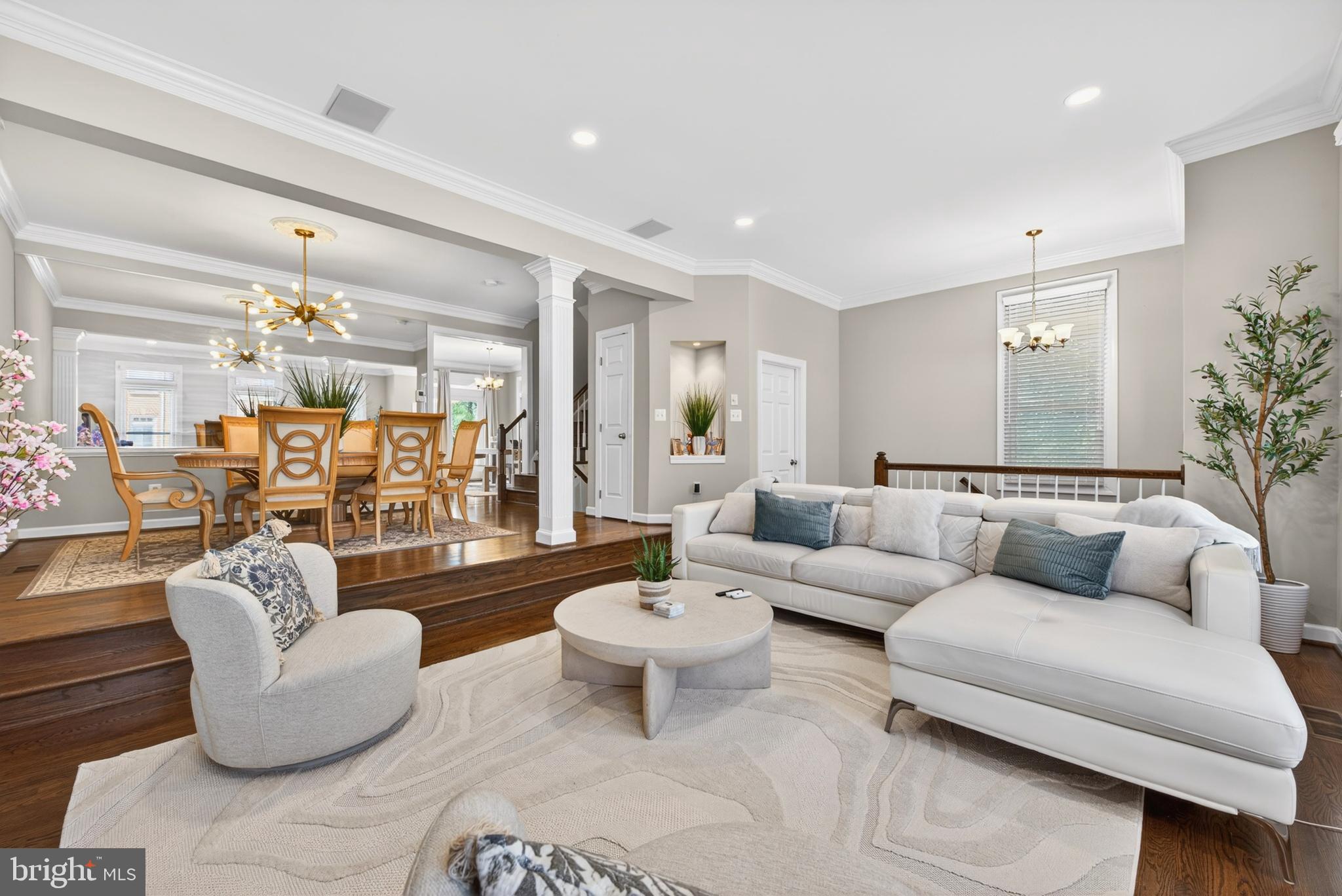 YACHT CLUB AT SEQUOIA VILLAGE - Residential