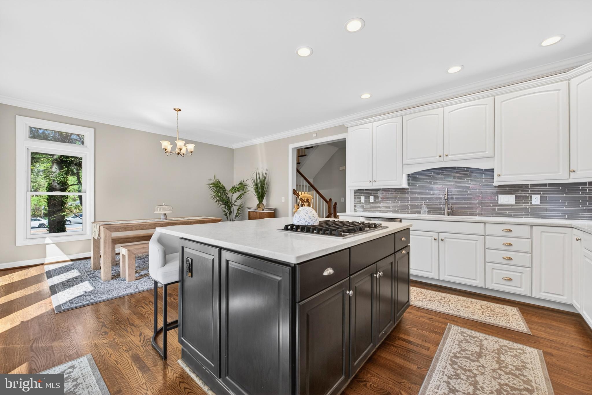 YACHT CLUB AT SEQUOIA VILLAGE - Residential