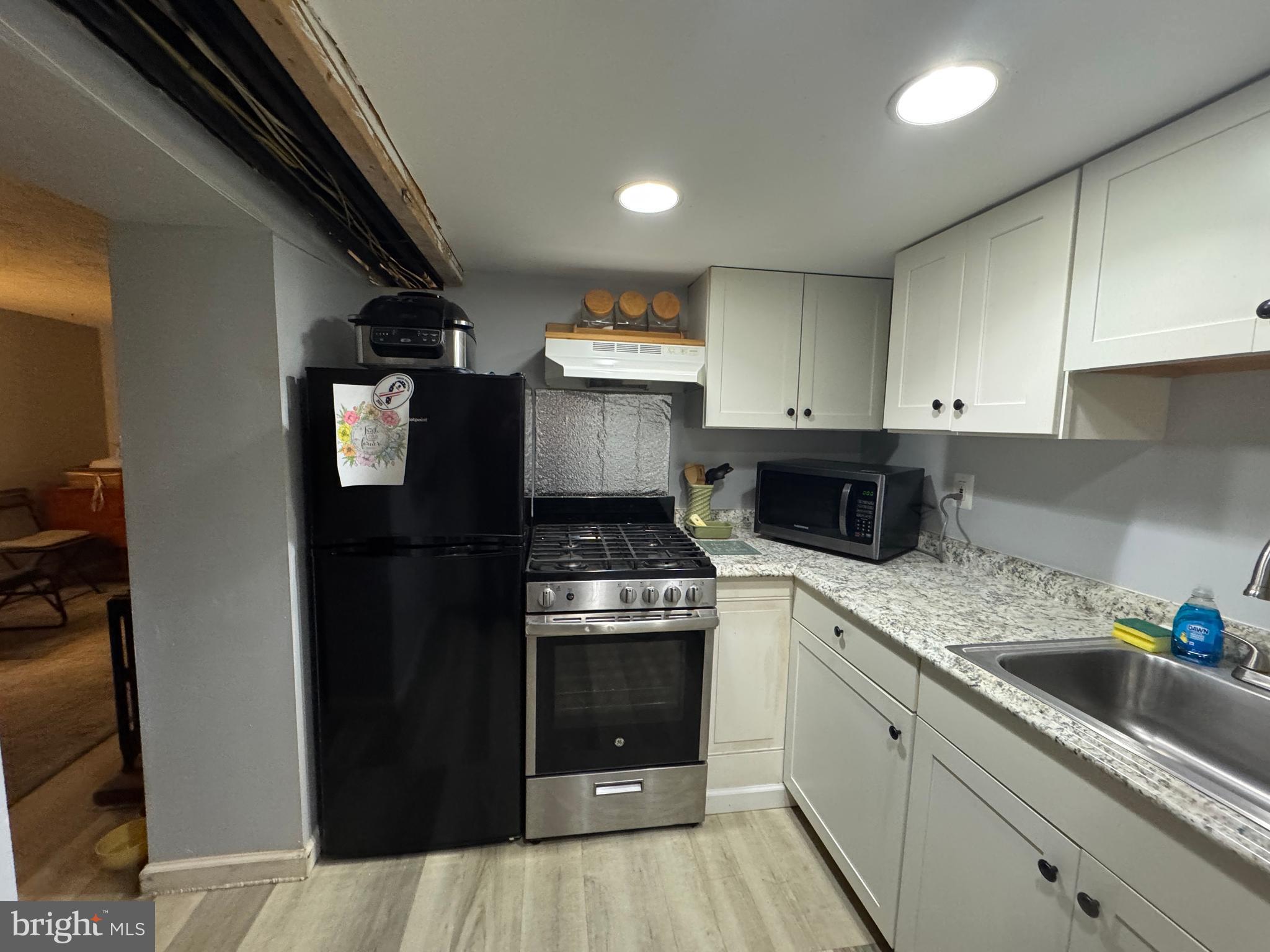 DUNDALK MANOR - Residential