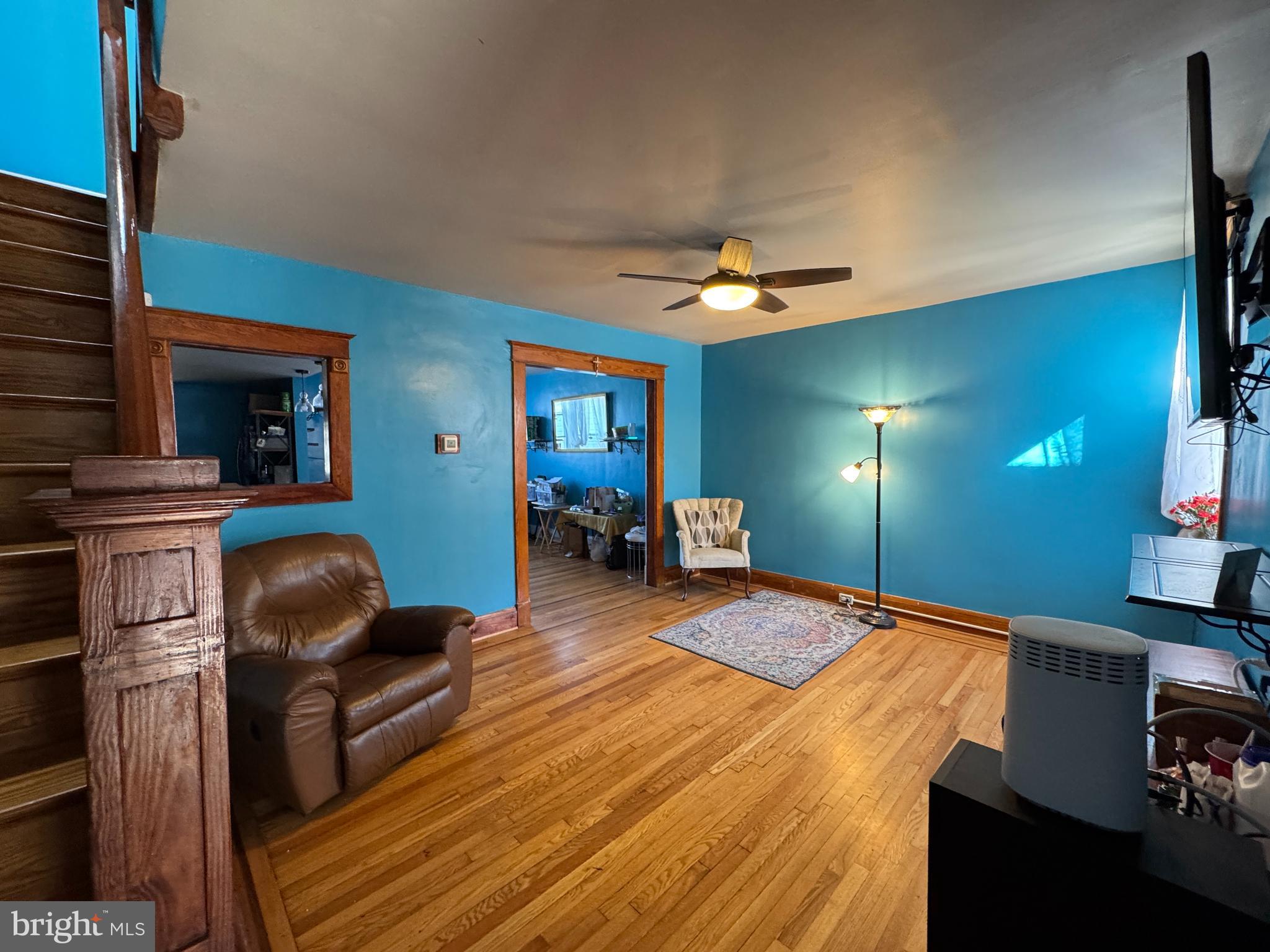 DUNDALK MANOR - Residential