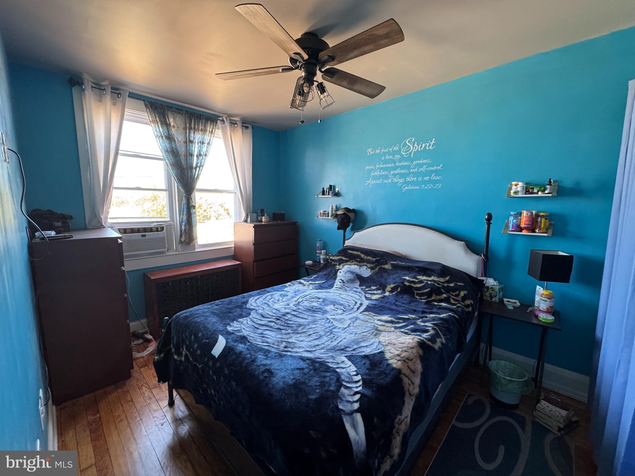DUNDALK MANOR - Residential