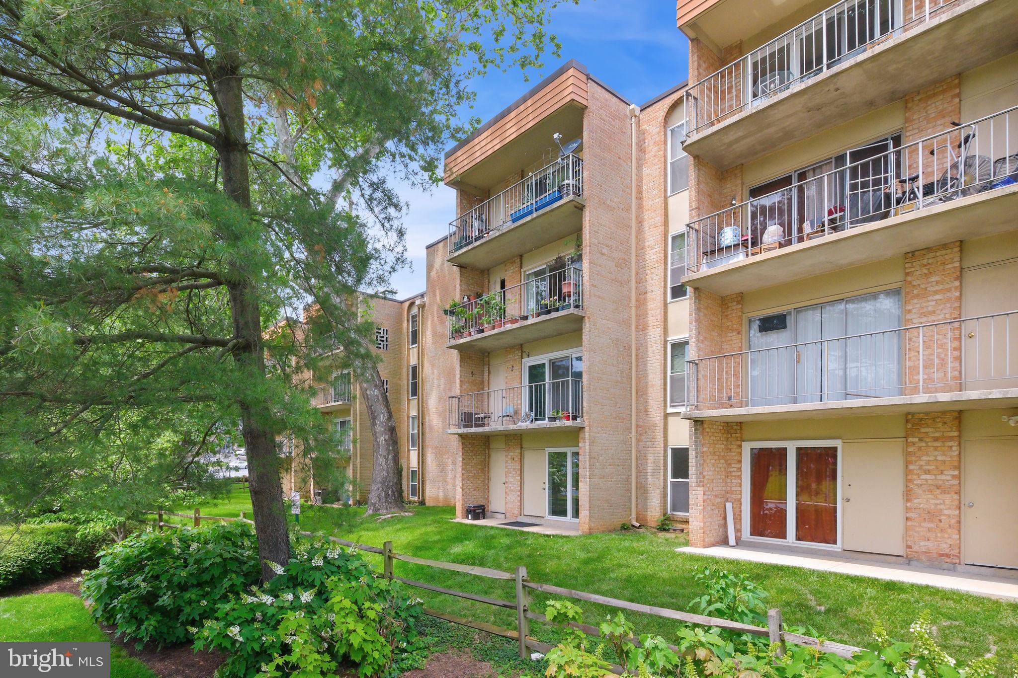 11903 PARKLAWN DRIVE T-3