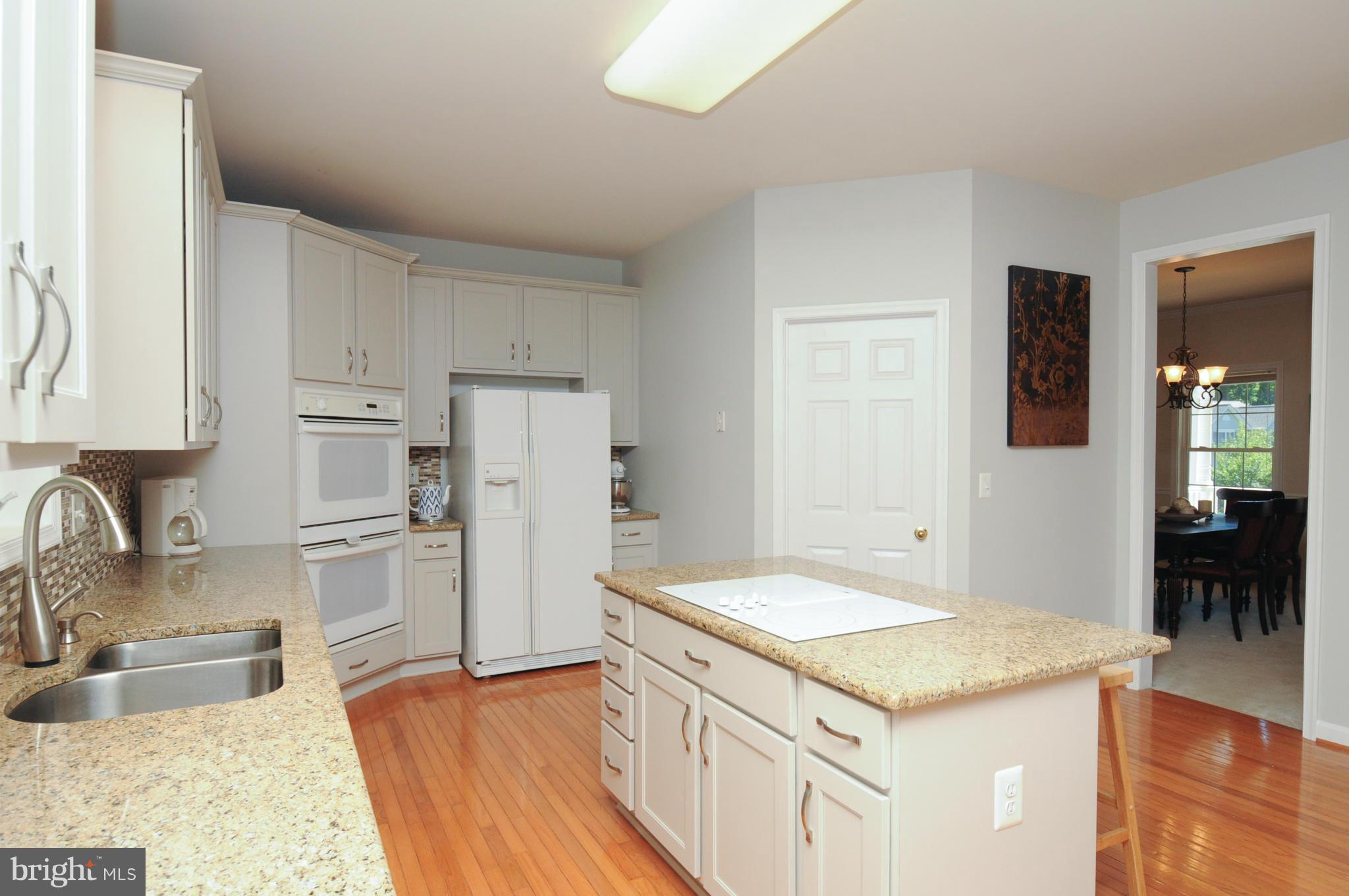 EMERALD OAKS - Residential