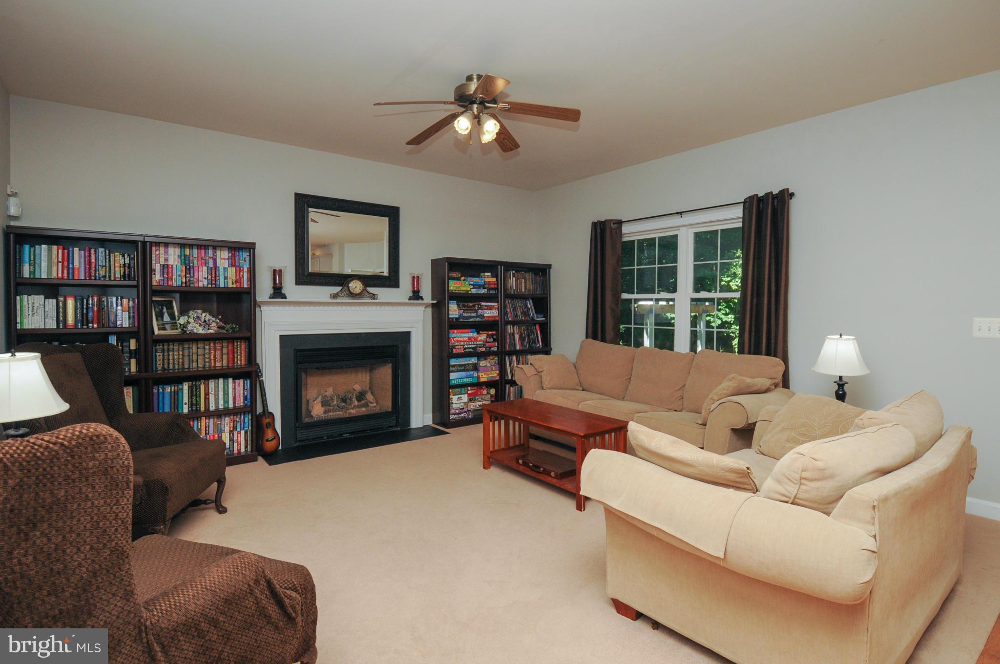 EMERALD OAKS - Residential