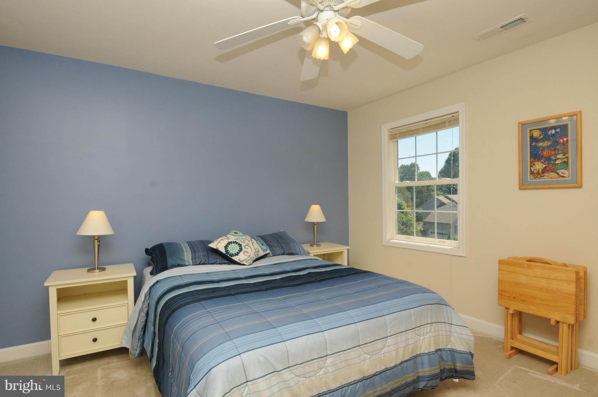 EMERALD OAKS - Residential