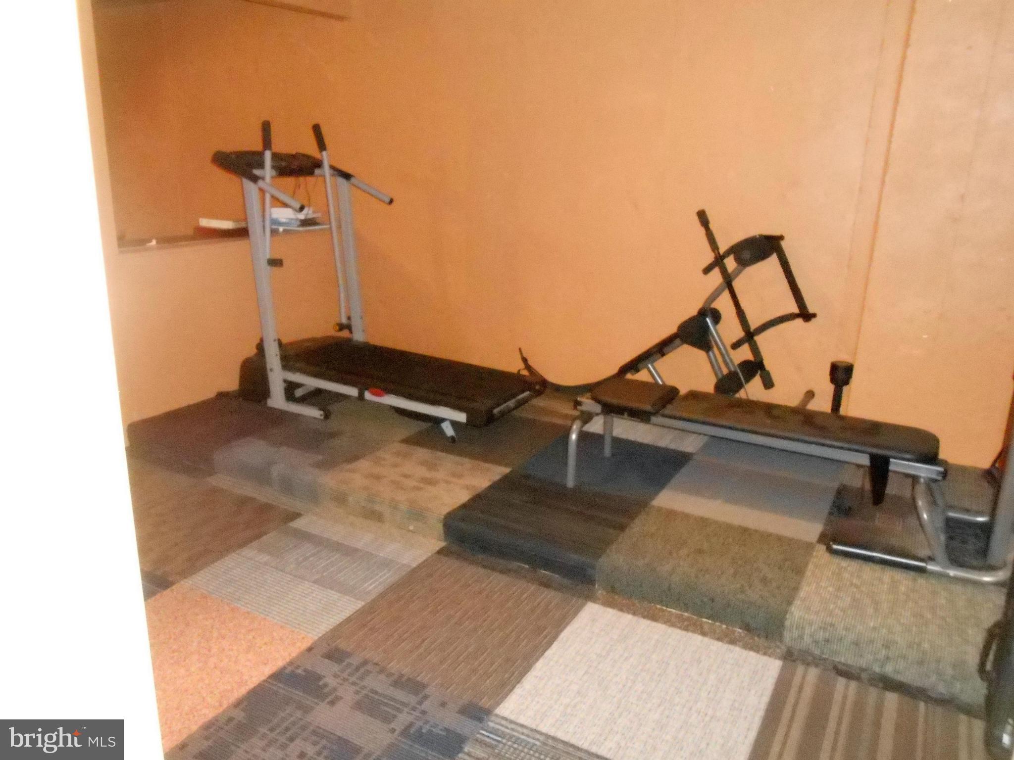 EMERALD OAKS - Residential