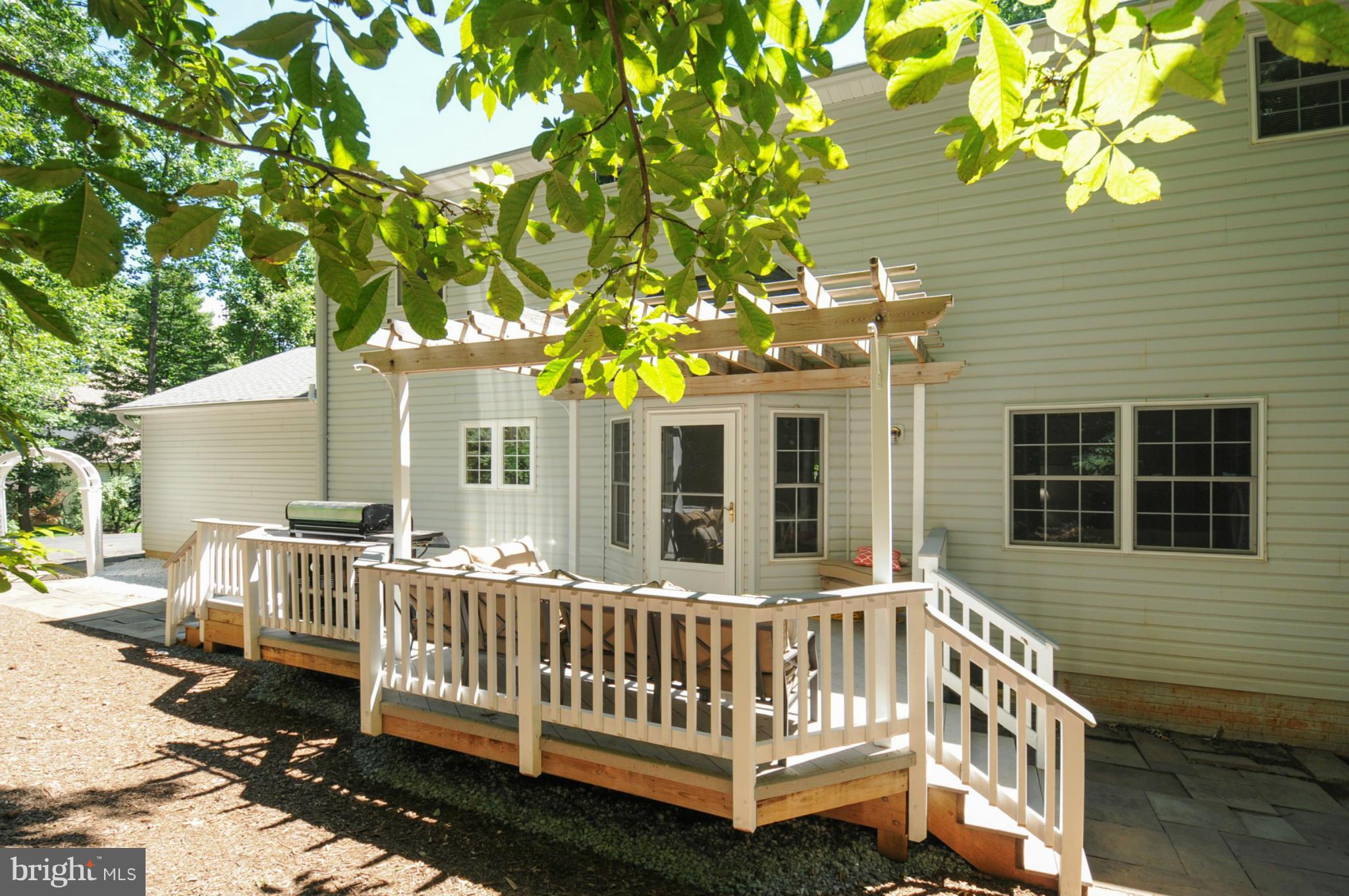 EMERALD OAKS - Residential