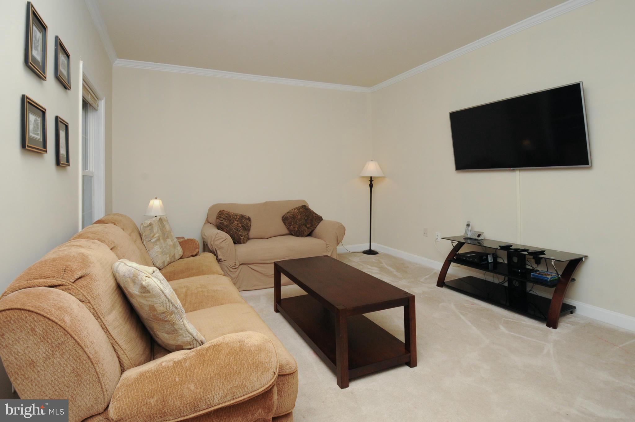 EMERALD OAKS - Residential