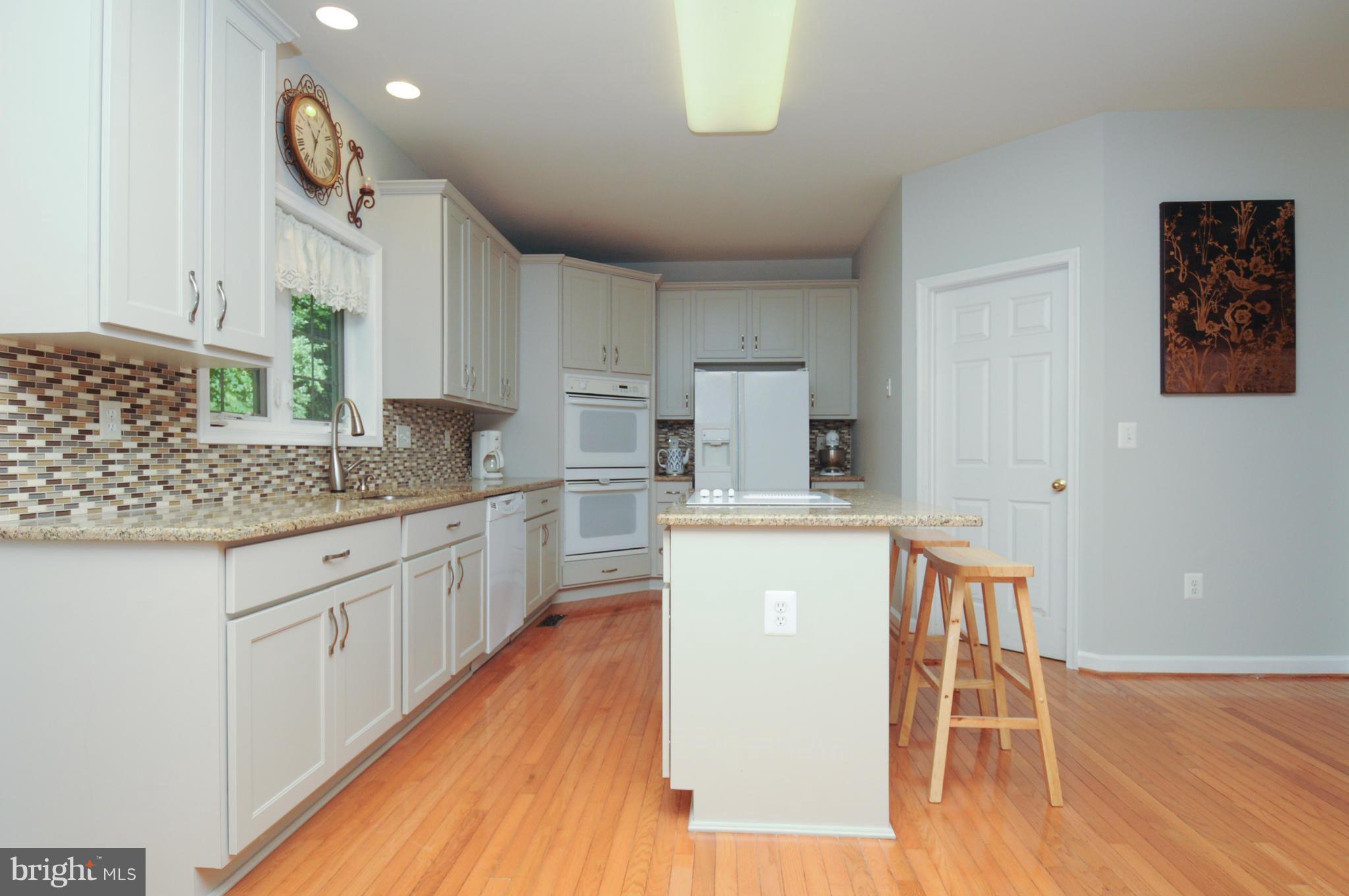 EMERALD OAKS - Residential