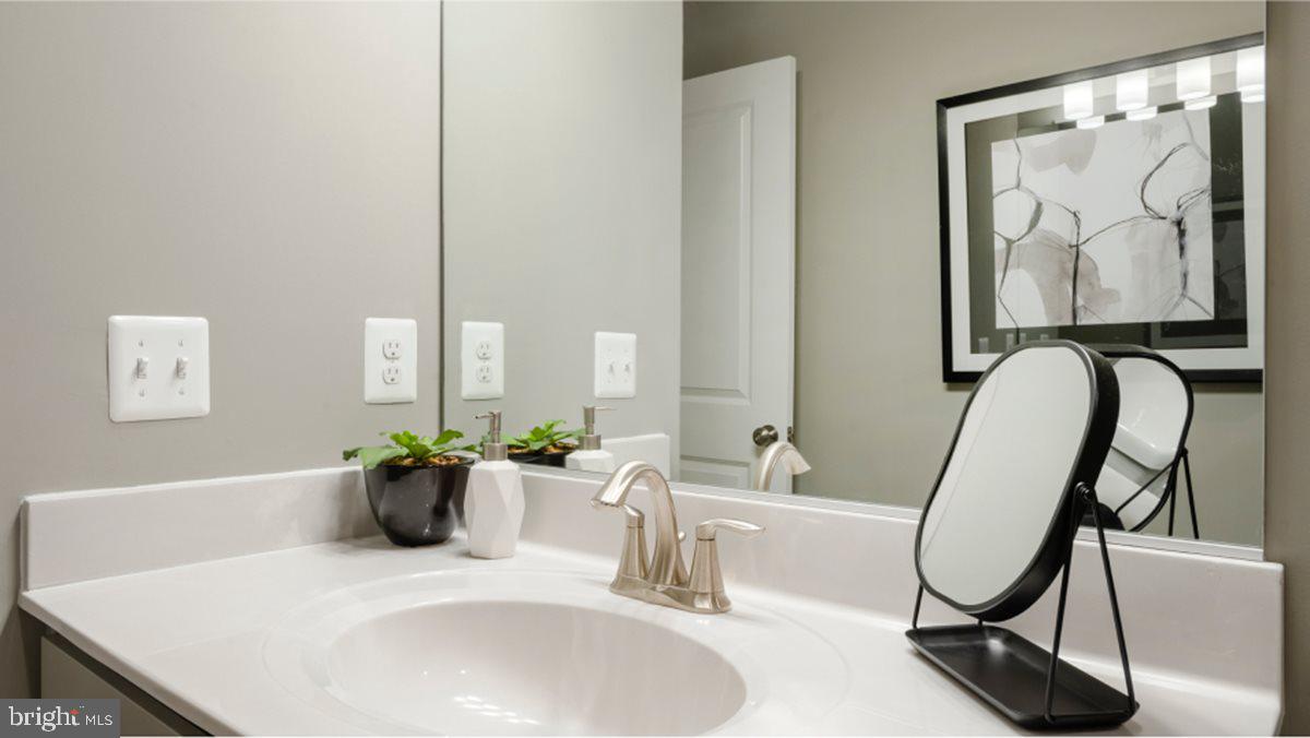 WESTSIDE AT SHADY GROVE METRO - Residential