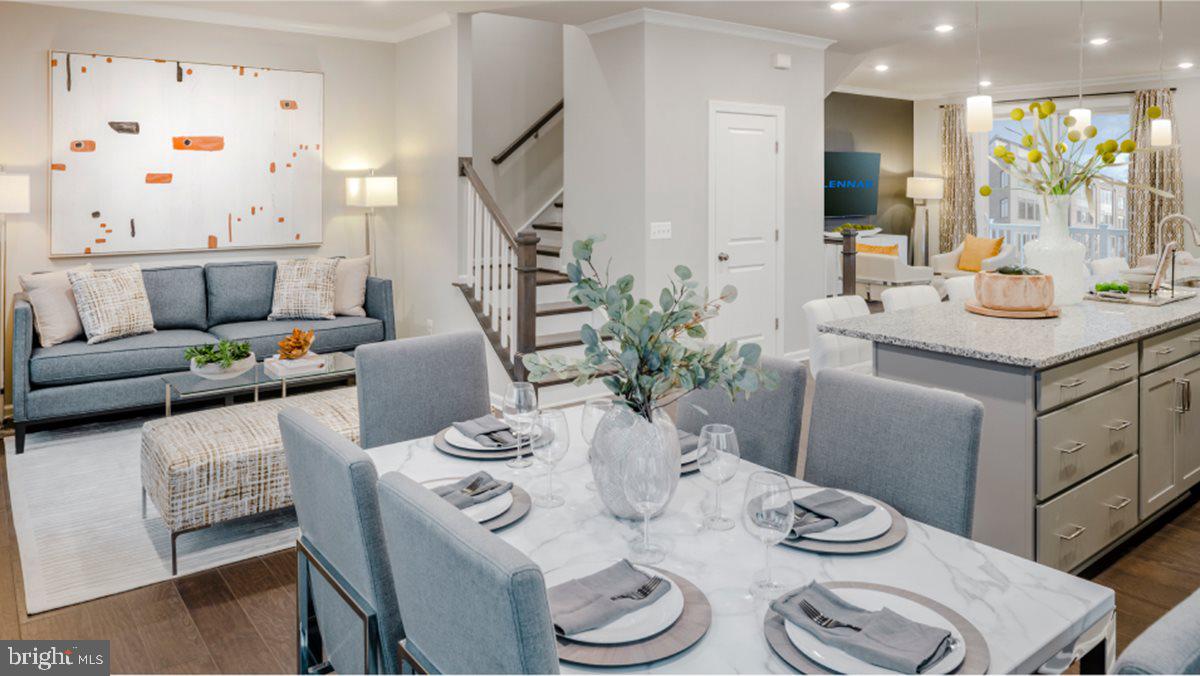 WESTSIDE AT SHADY GROVE METRO - Residential