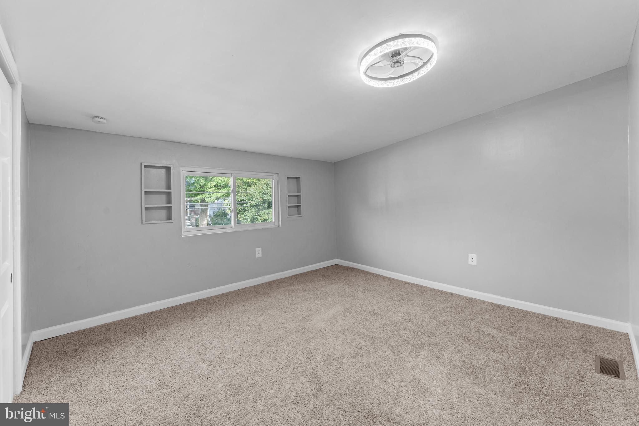 COTTAGE CITY - Residential