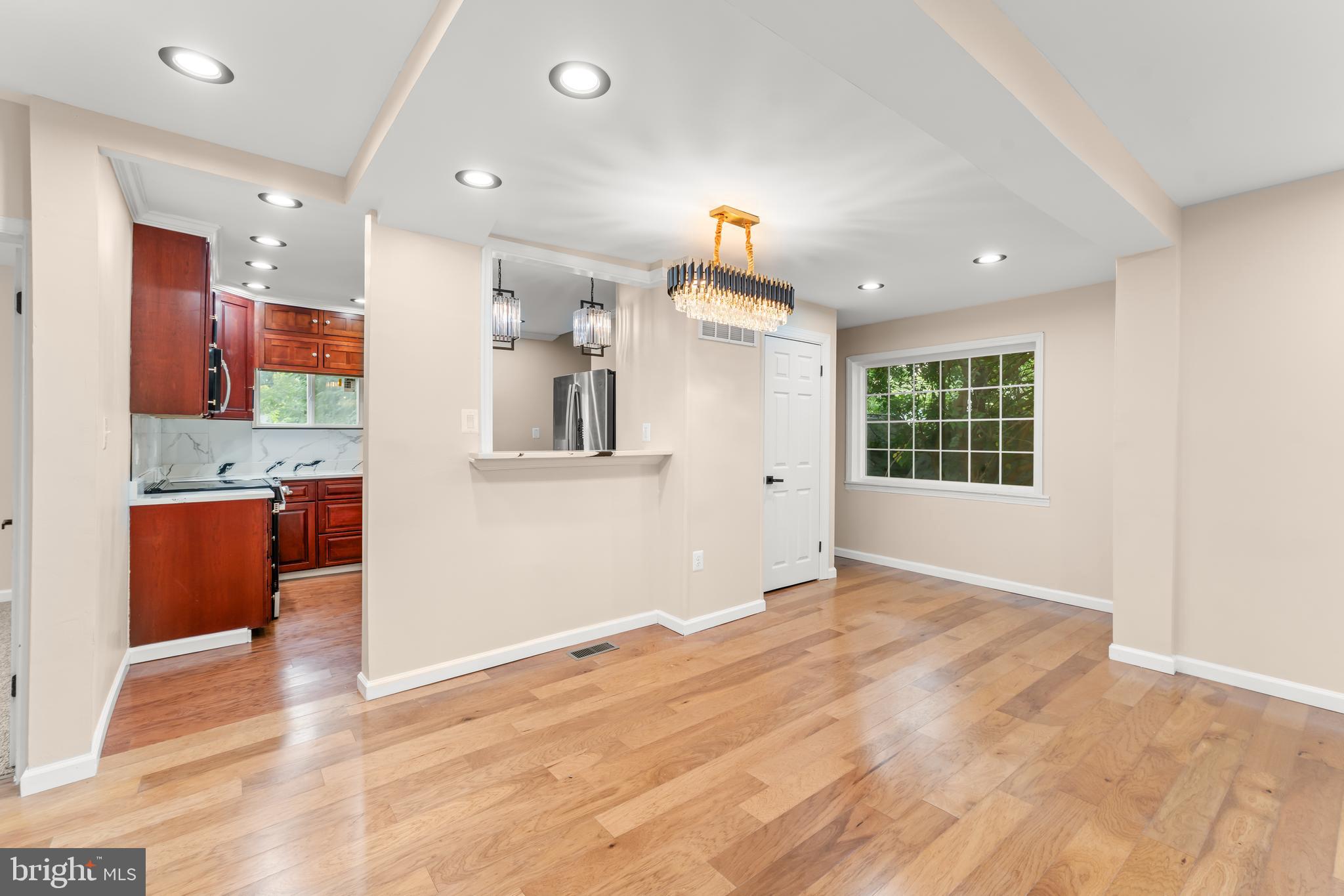 COTTAGE CITY - Residential