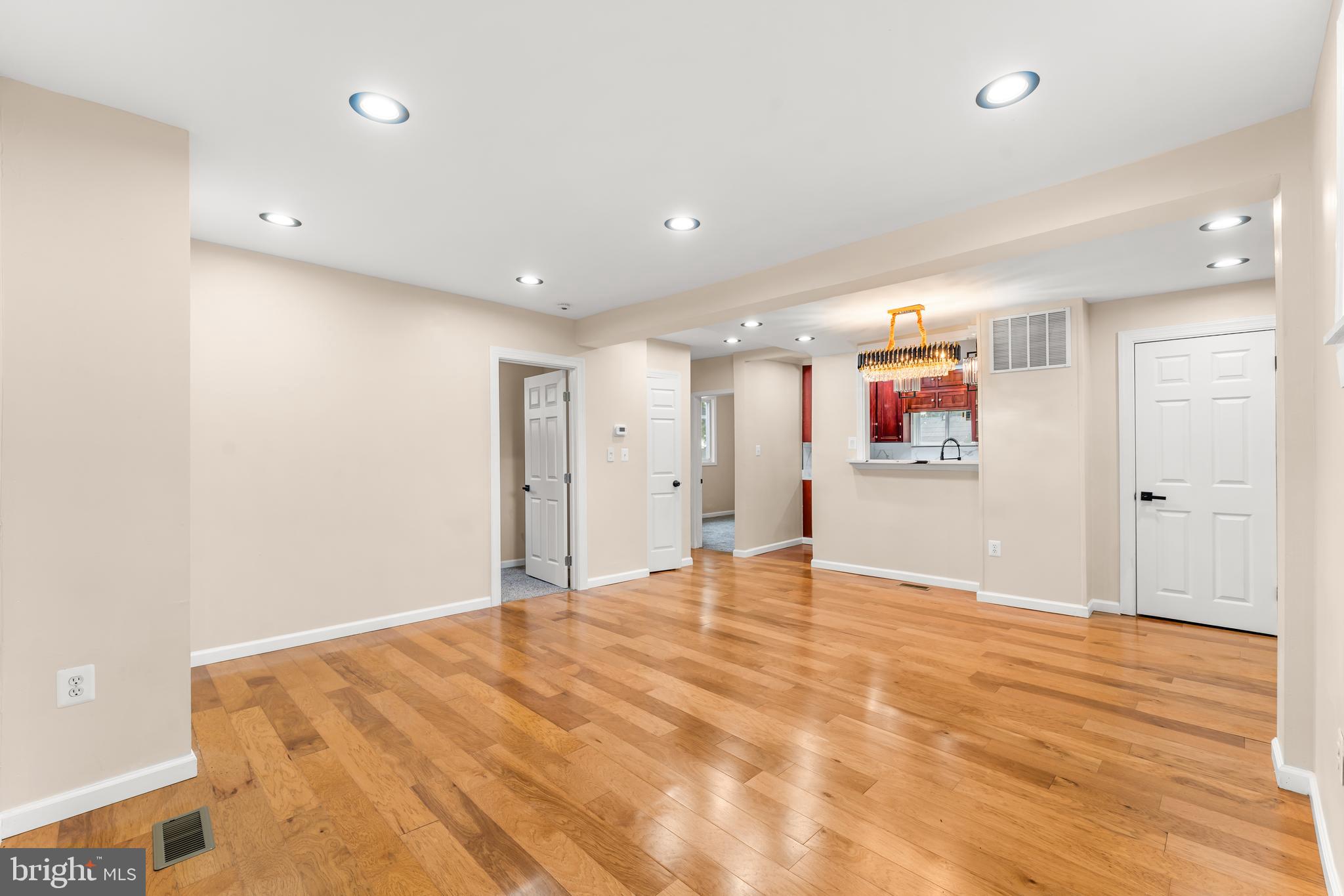 COTTAGE CITY - Residential