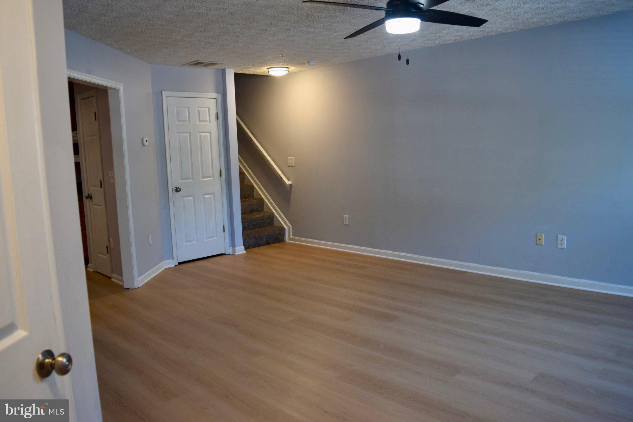40 IRONSTONE COURT B