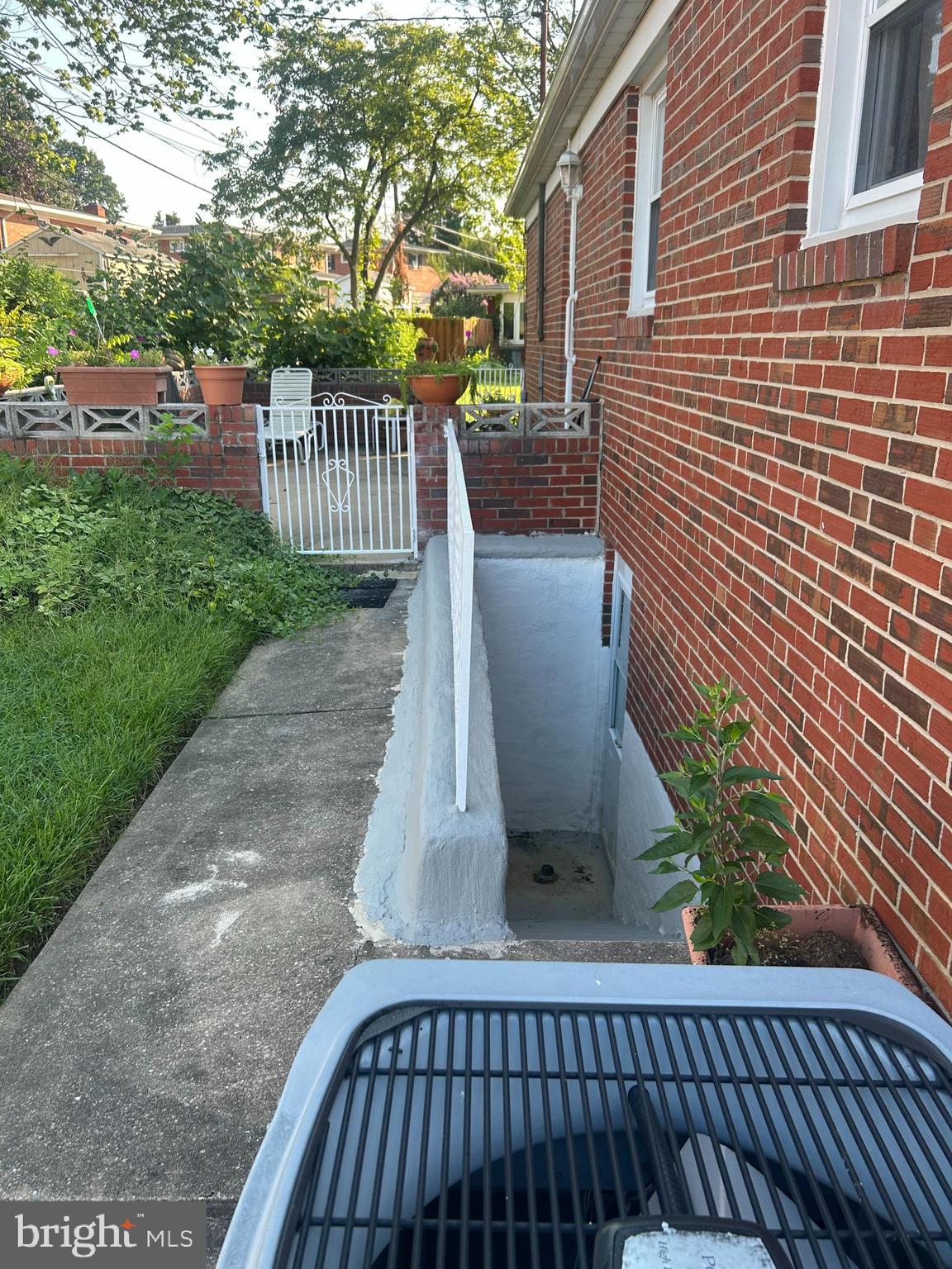 ROSEDALE - Residential