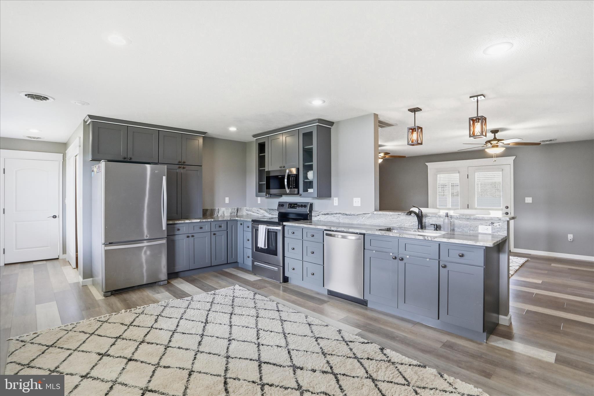 QUAIL VALLEY ESTATES - Residential