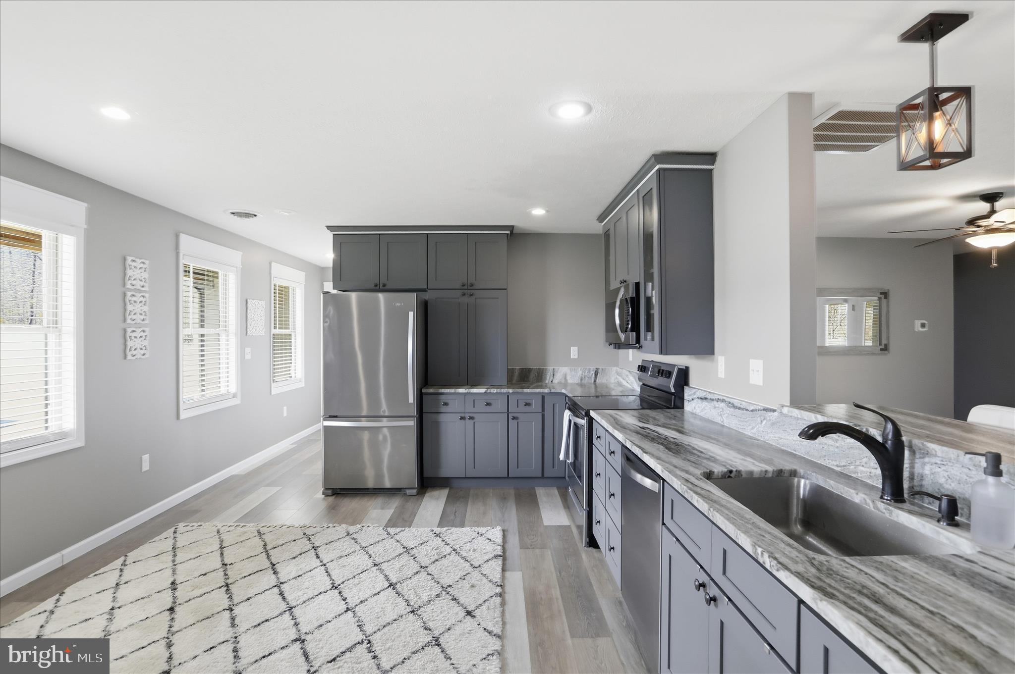 QUAIL VALLEY ESTATES - Residential