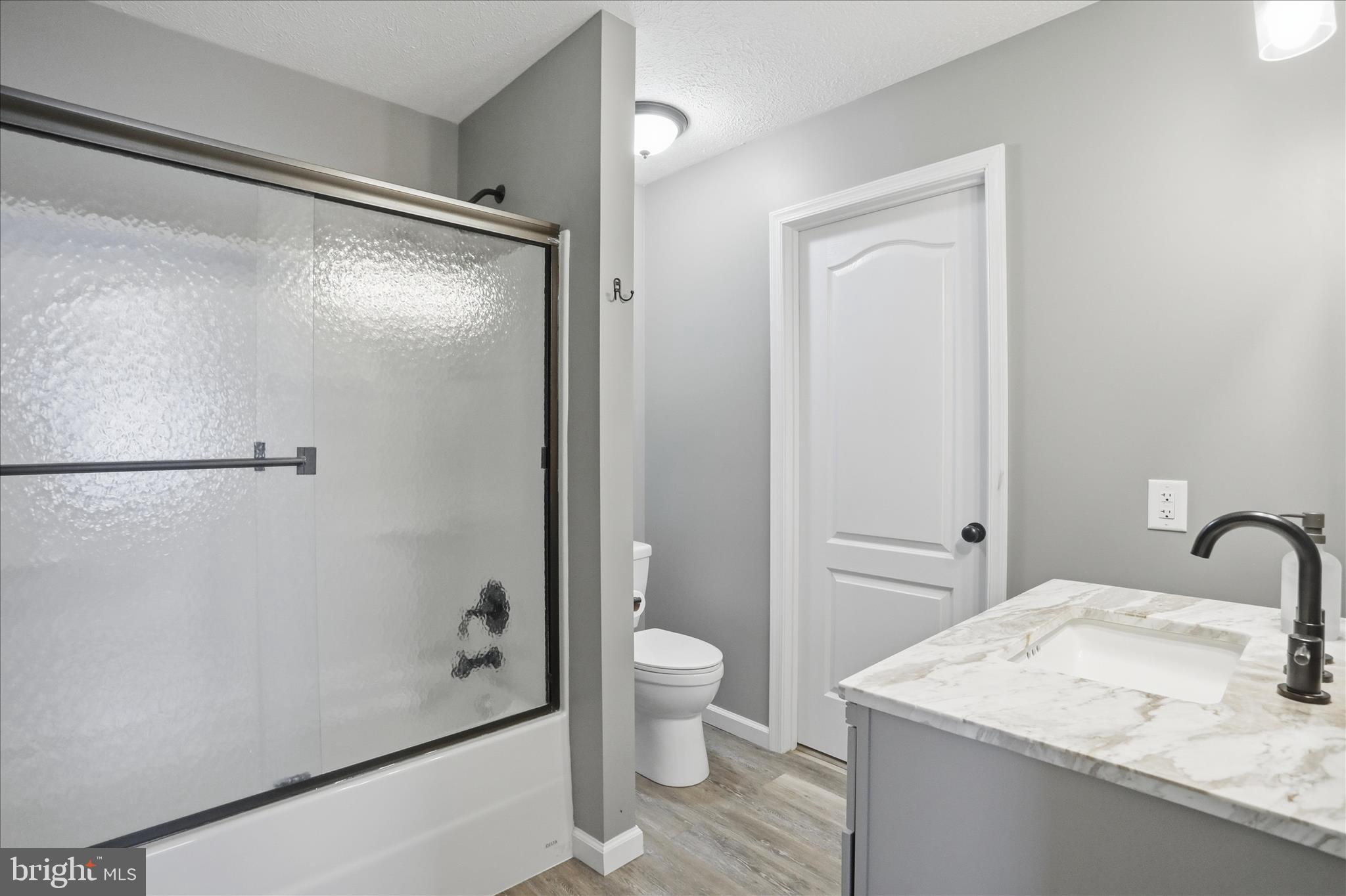 QUAIL VALLEY ESTATES - Residential