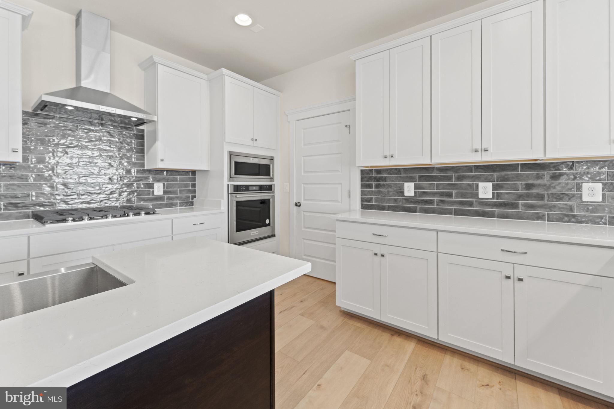 WATERFORD - Residential