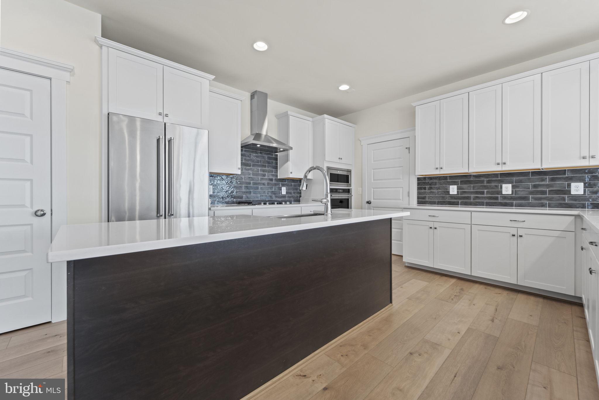 WATERFORD - Residential