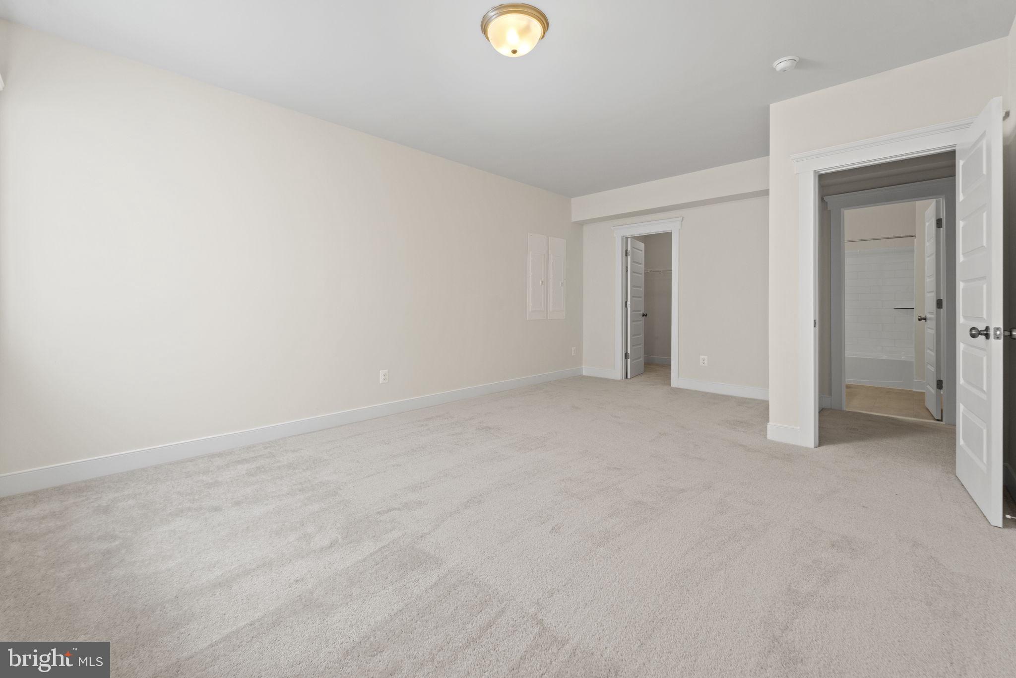 WATERFORD - Residential