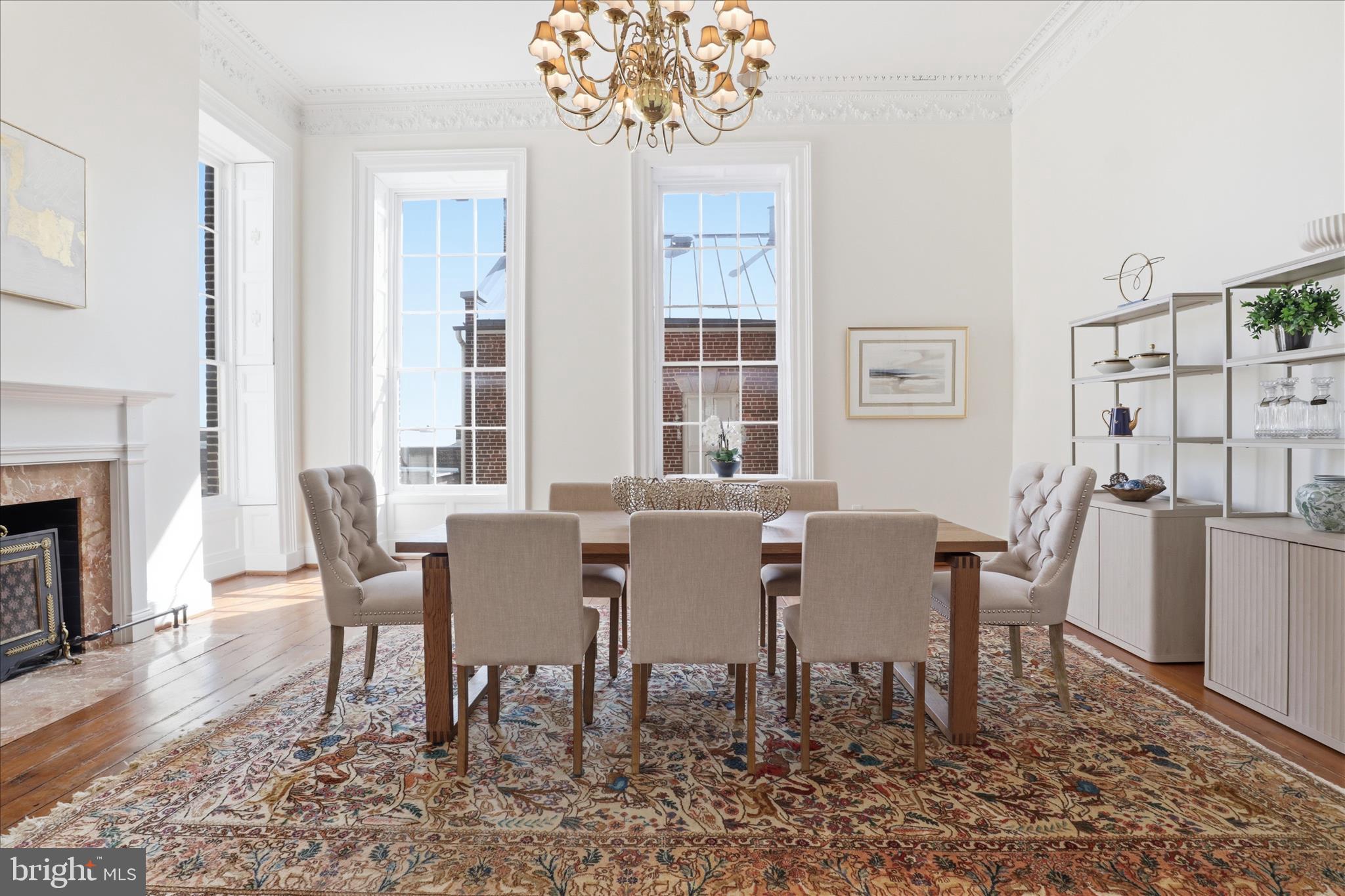 THOMPSON HOUSE - Residential