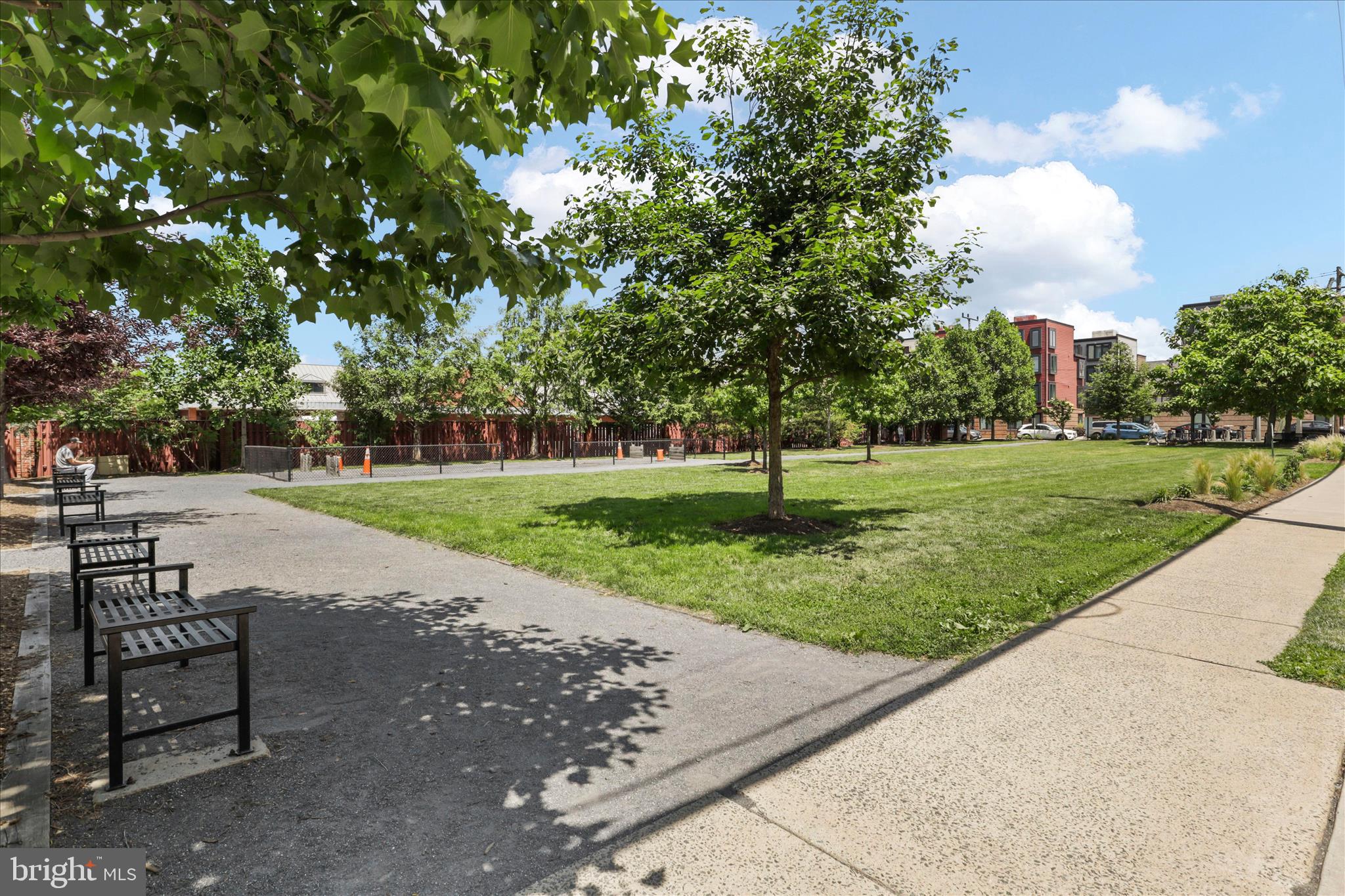 THOMPSON HOUSE - Residential